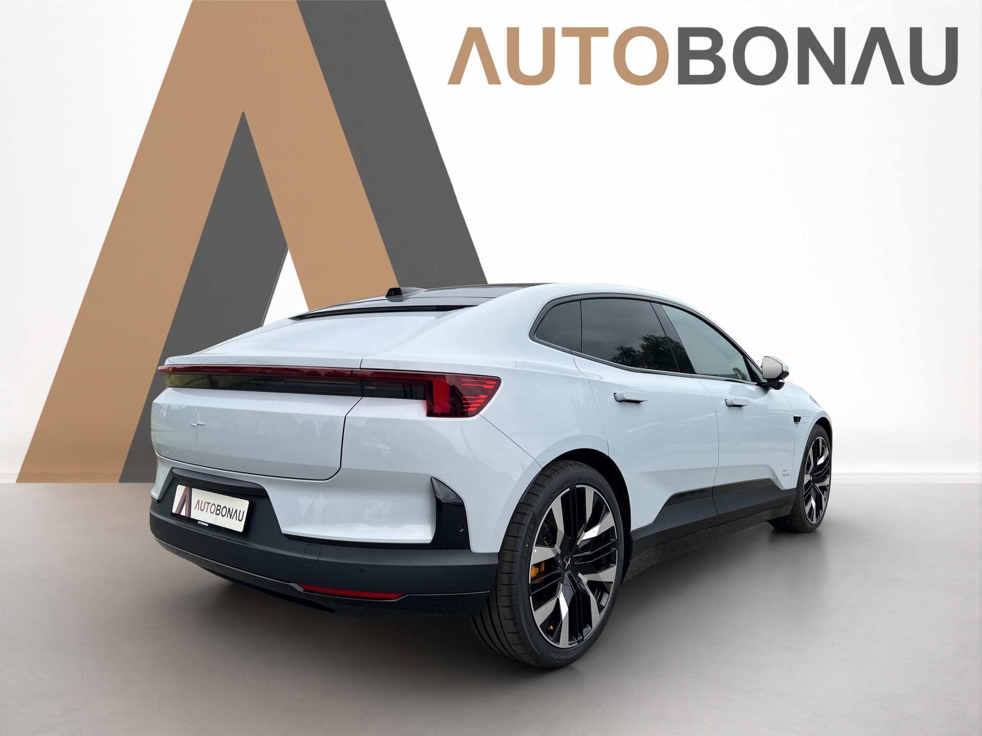 POLESTAR 4 Long Range Dual Motor Performance Plus-image-4