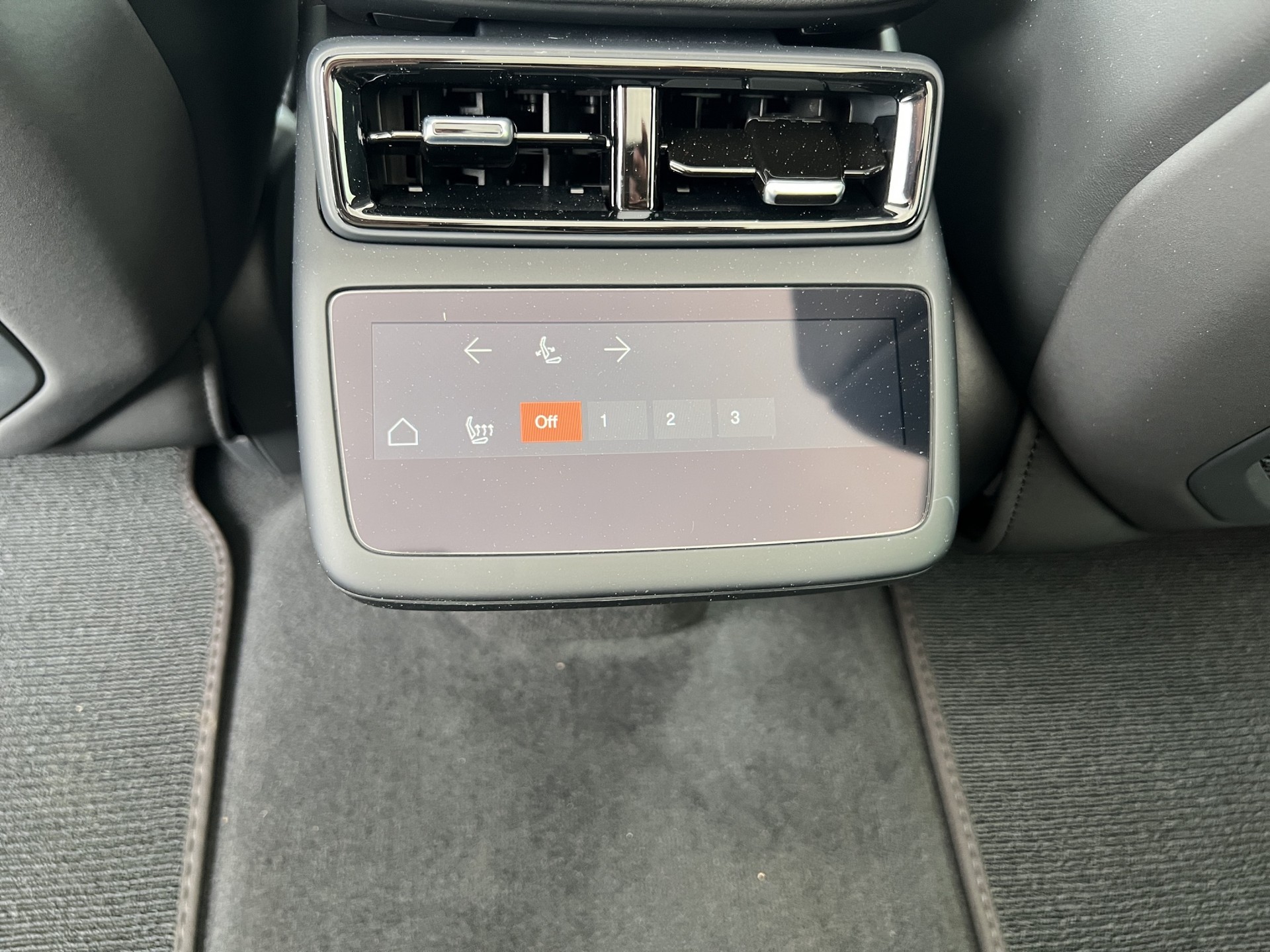 POLESTAR 4 Long Range Dual Motor Performance Plus-image-57