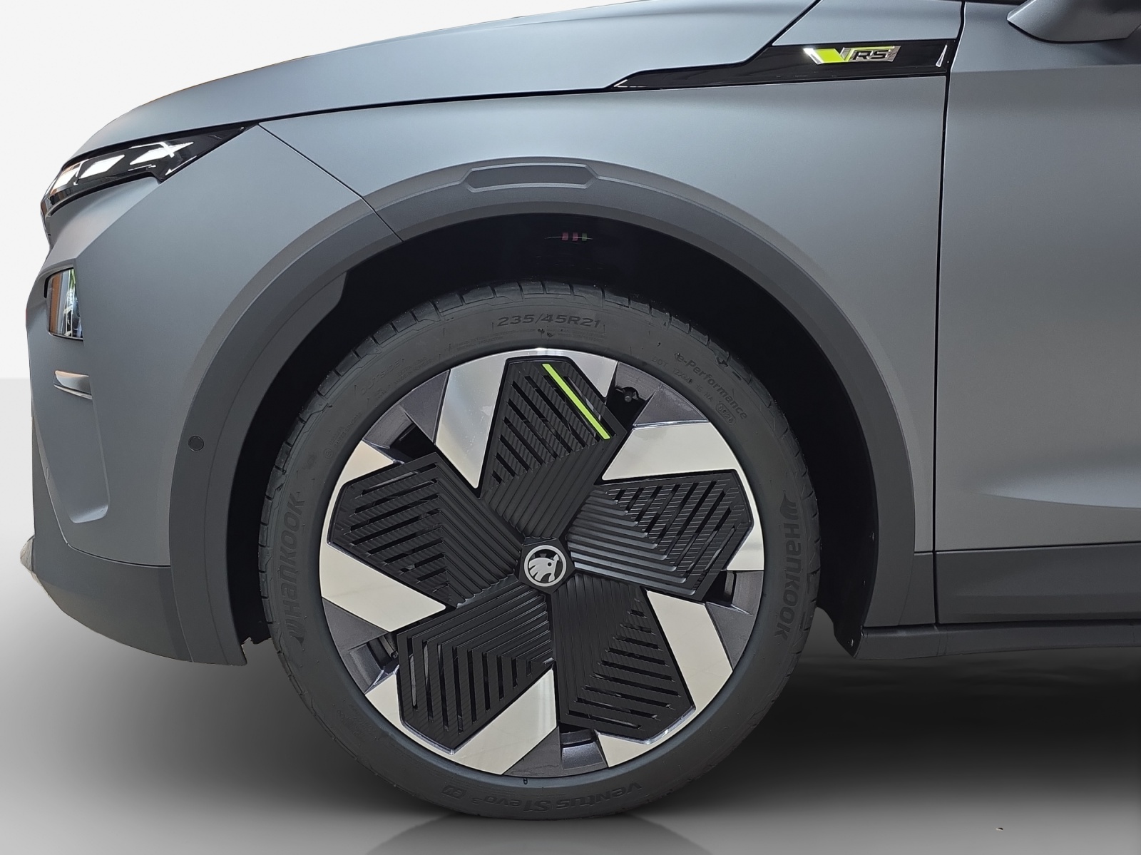 SKODA Elroq RS Matt Edition 4x4-image-13
