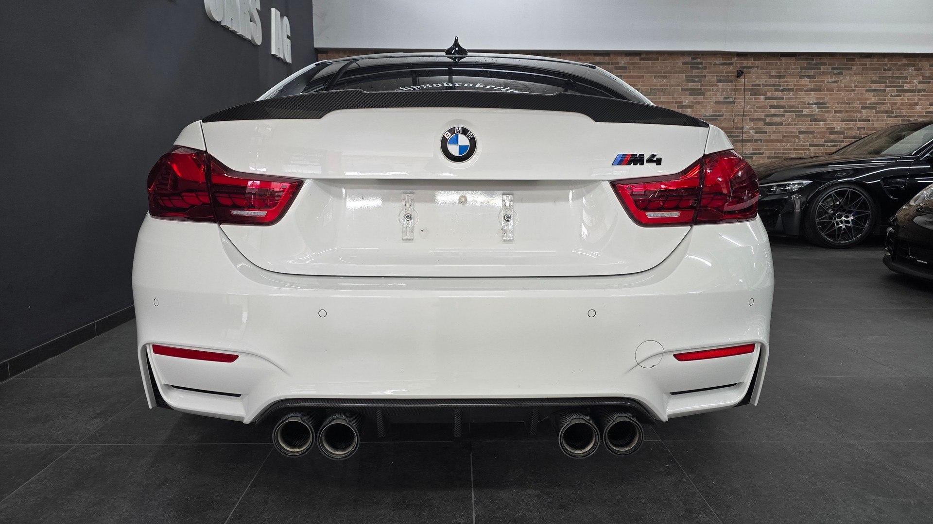 BMW M4 Coupé DKG Competition-image-9