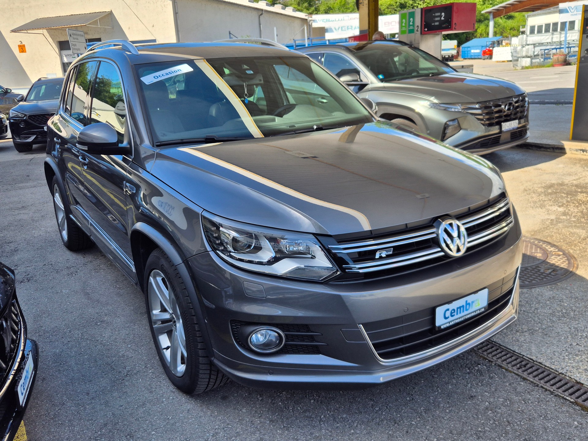 VW Tiguan 2.0 TSI Cup R-Line 4Motion DSG-image-3