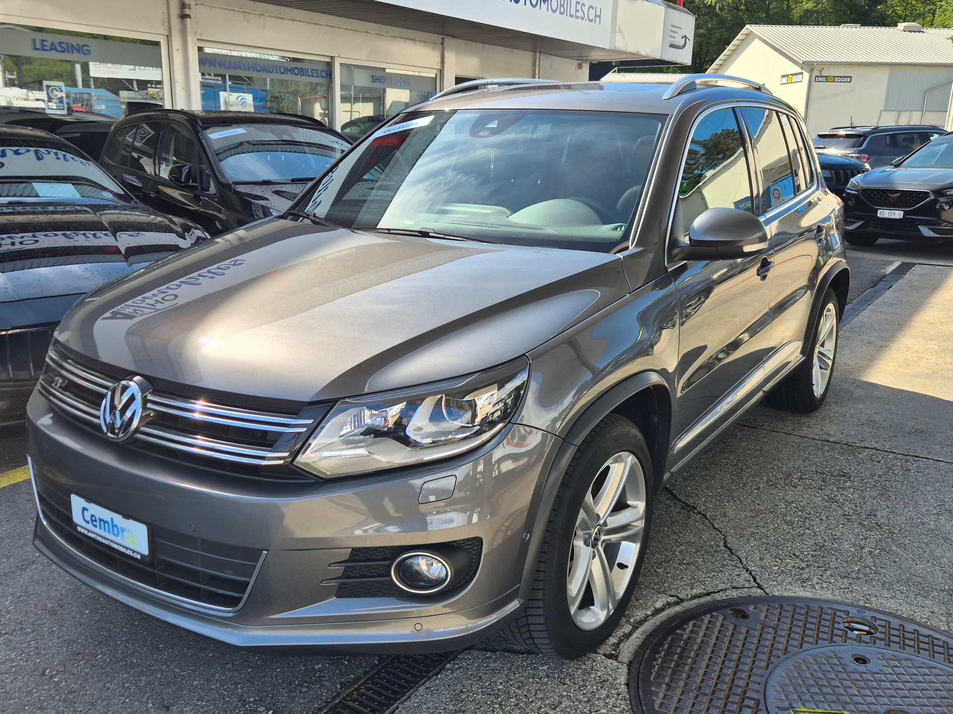 VW Tiguan 2.0 TSI Cup R-Line 4Motion DSG-image-1