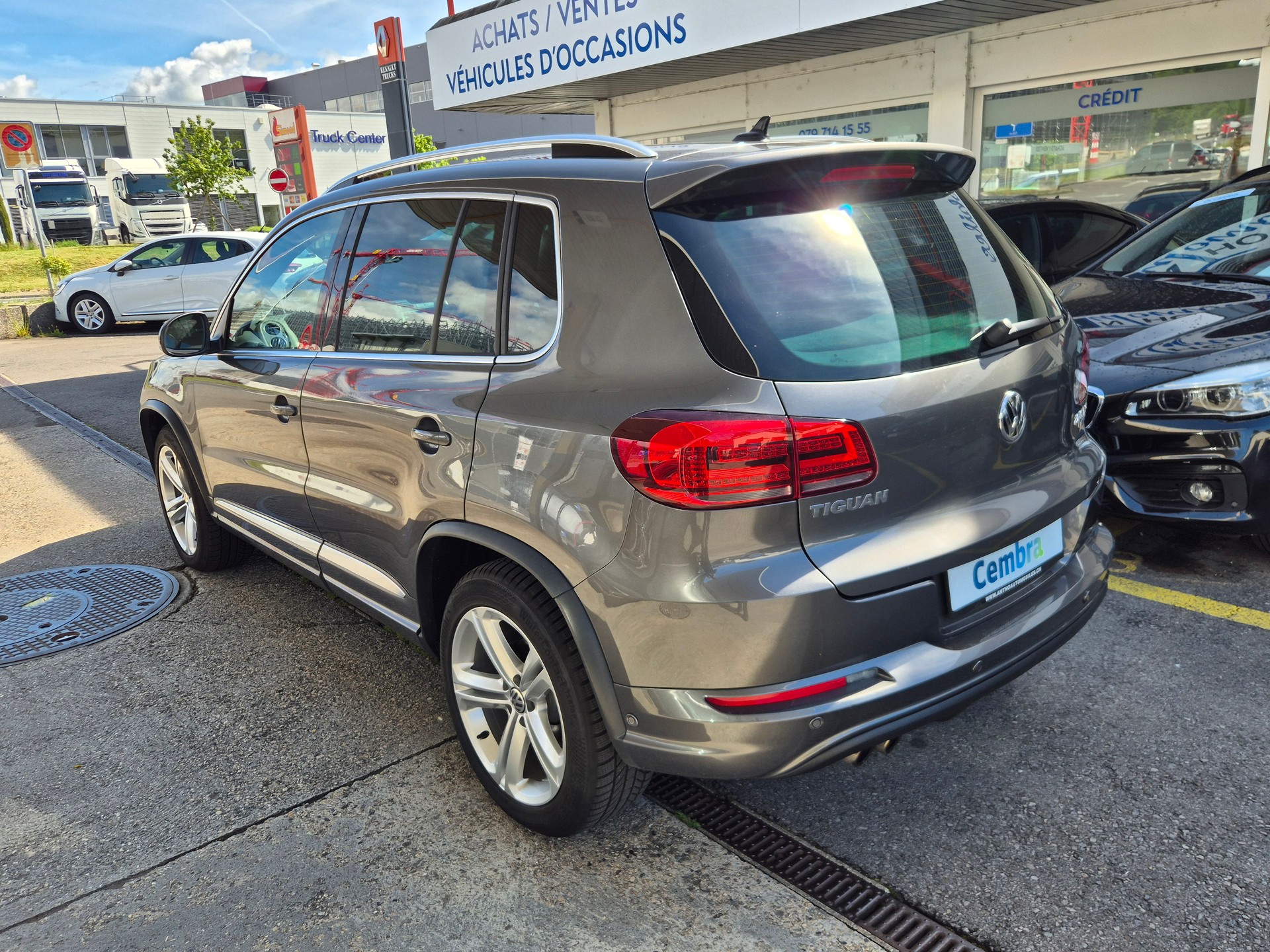 VW Tiguan 2.0 TSI Cup R-Line 4Motion DSG-image-5