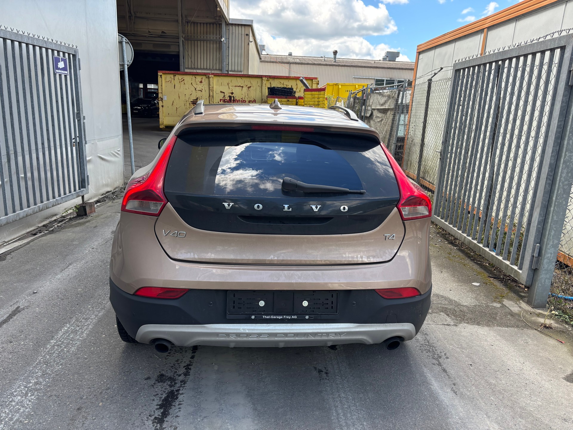 VOLVO V40 Cross Country T4 1.6 Summum-image-5