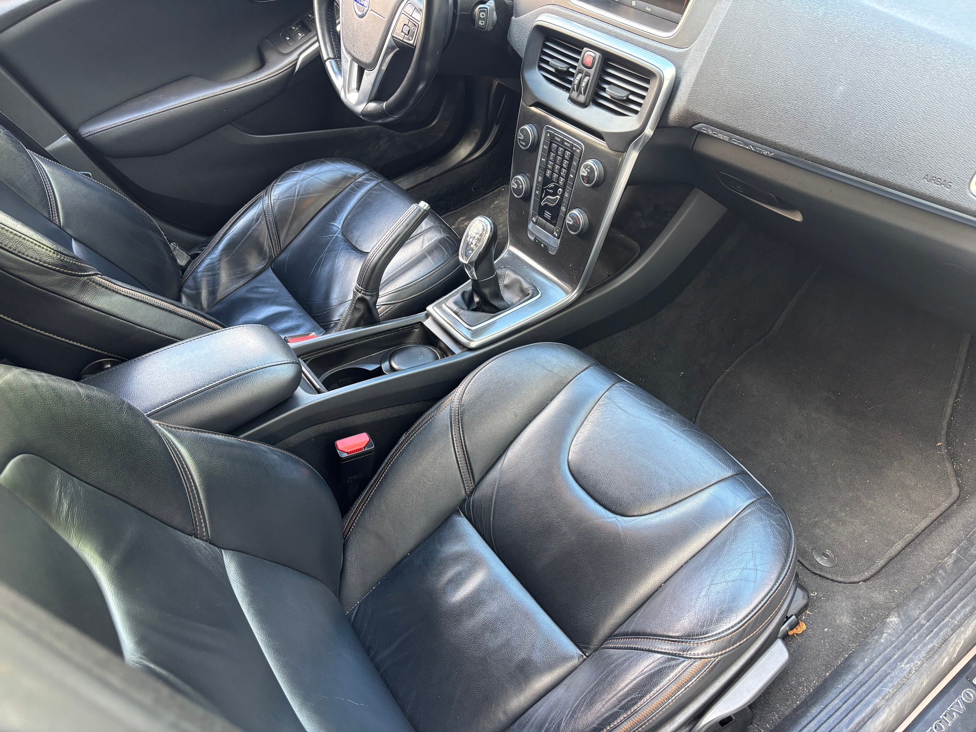 VOLVO V40 Cross Country T4 1.6 Summum-image-7