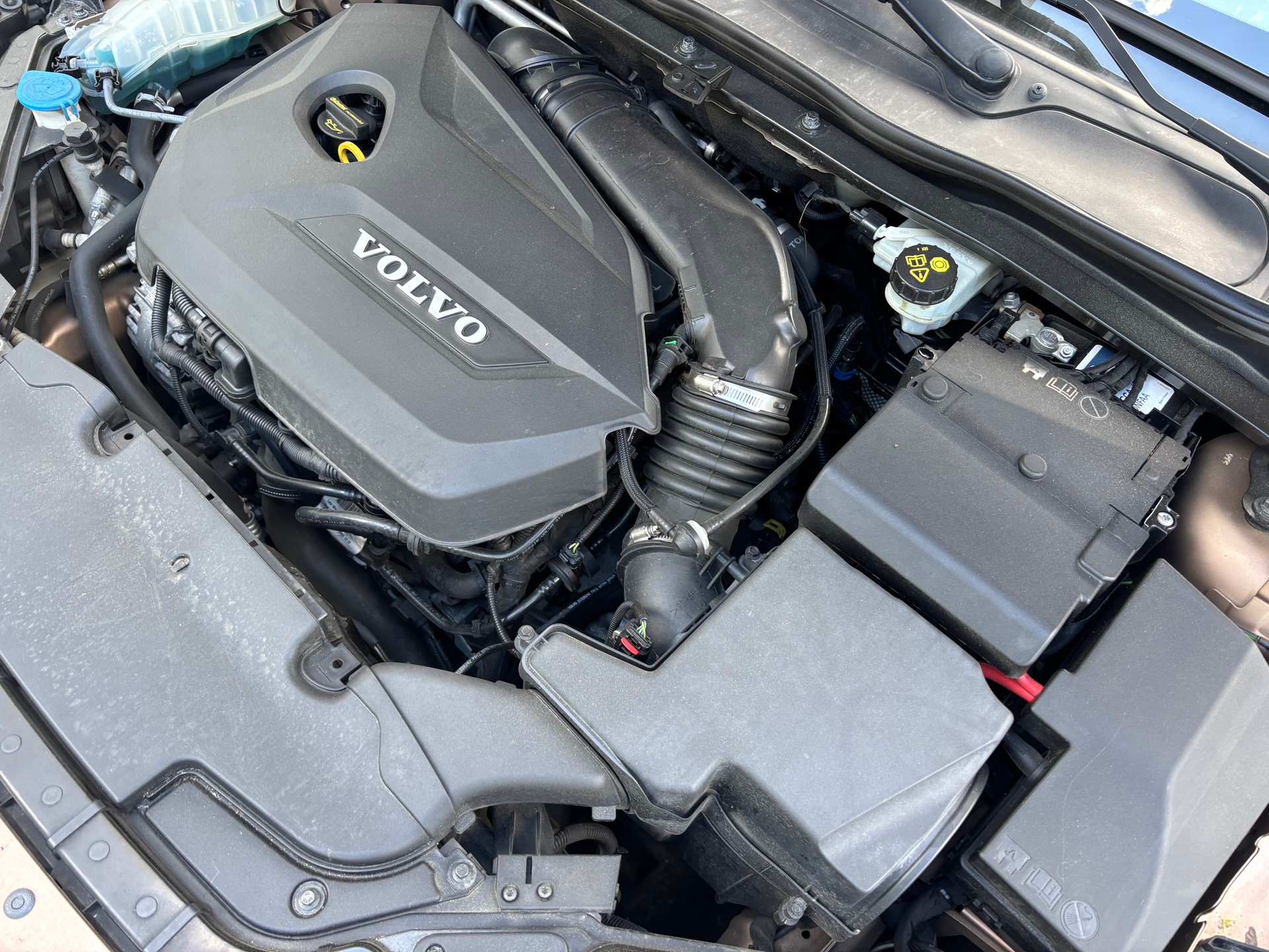 VOLVO V40 Cross Country T4 1.6 Summum-image-15
