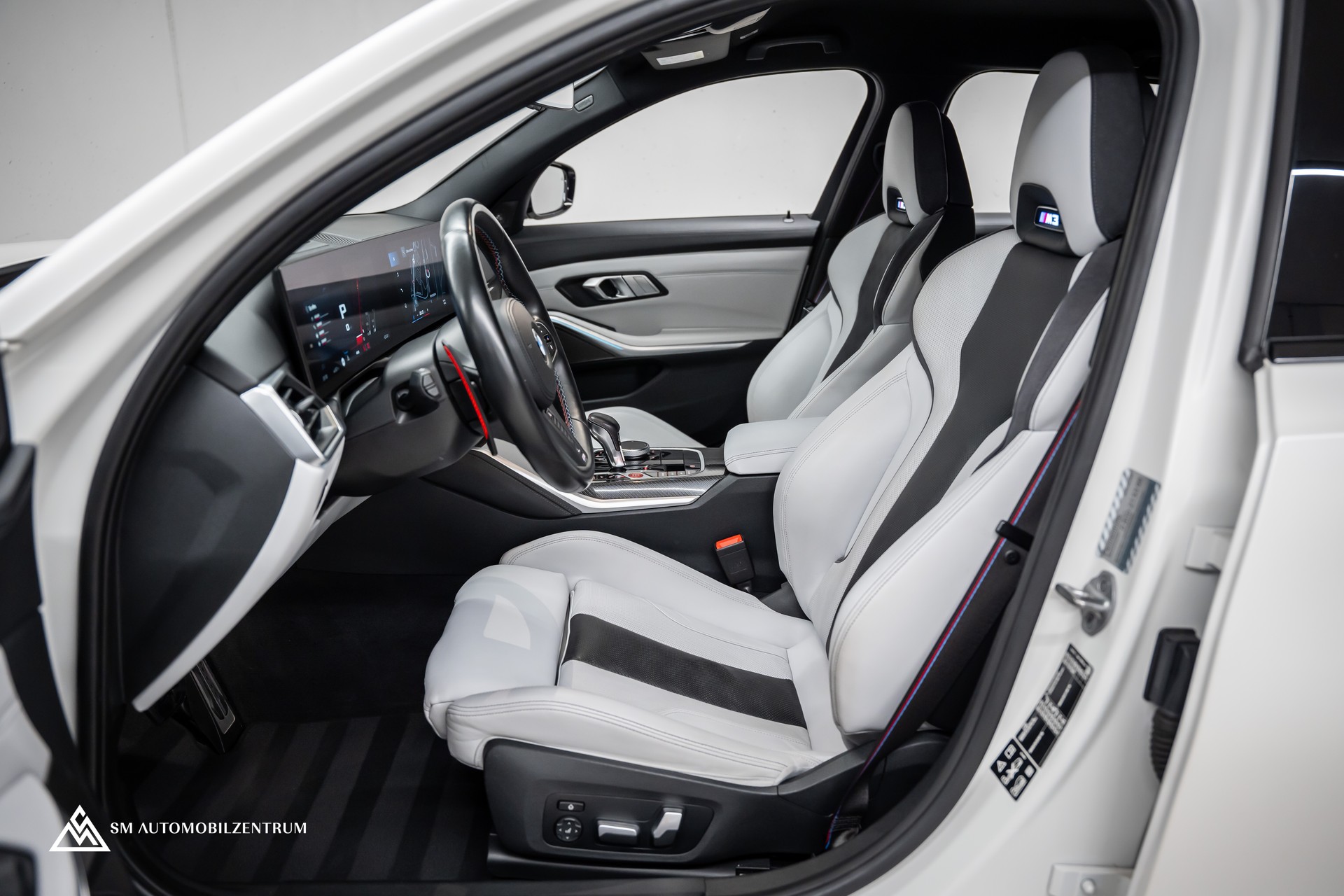 BMW M3 Competition xDrive Touring / Frozen White / Head-Up / 360° / Laserlight-image-18