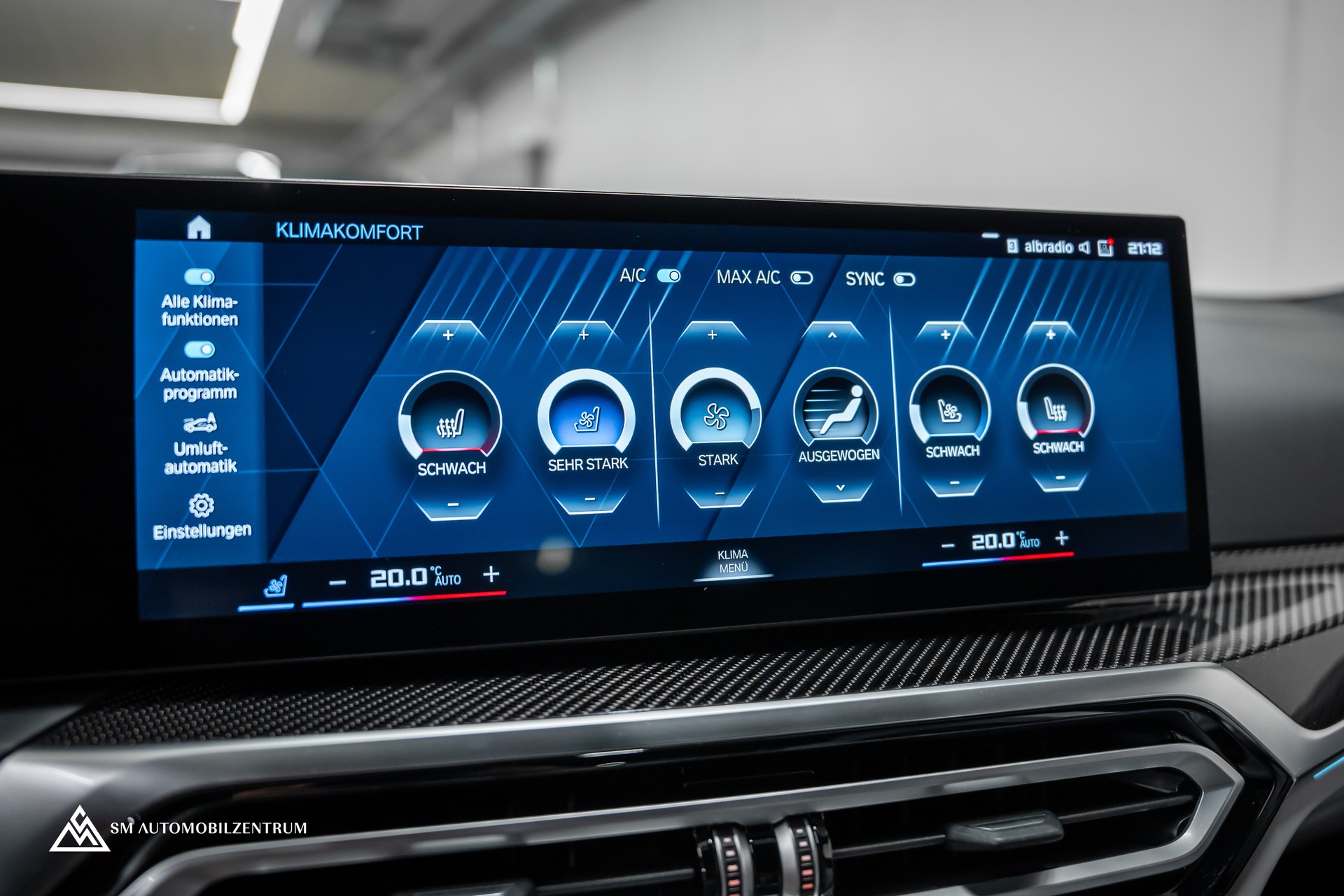 BMW M3 Competition xDrive Touring / Frozen White / Head-Up / 360° / Laserlight-image-32