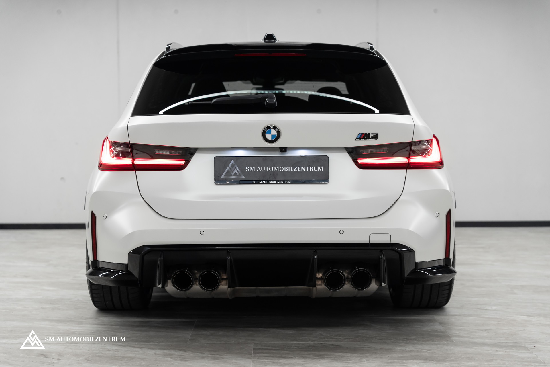 BMW M3 Competition xDrive Touring / Frozen White / Head-Up / 360° / Laserlight-image-9