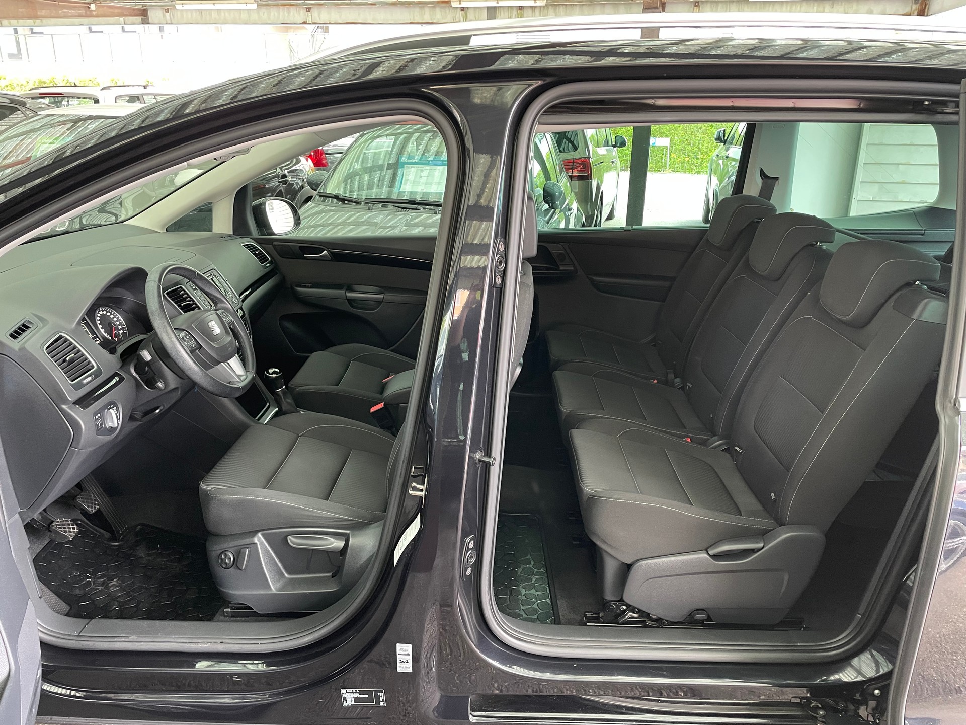SEAT Alhambra 2.0 TDI Style 4x4-image-9