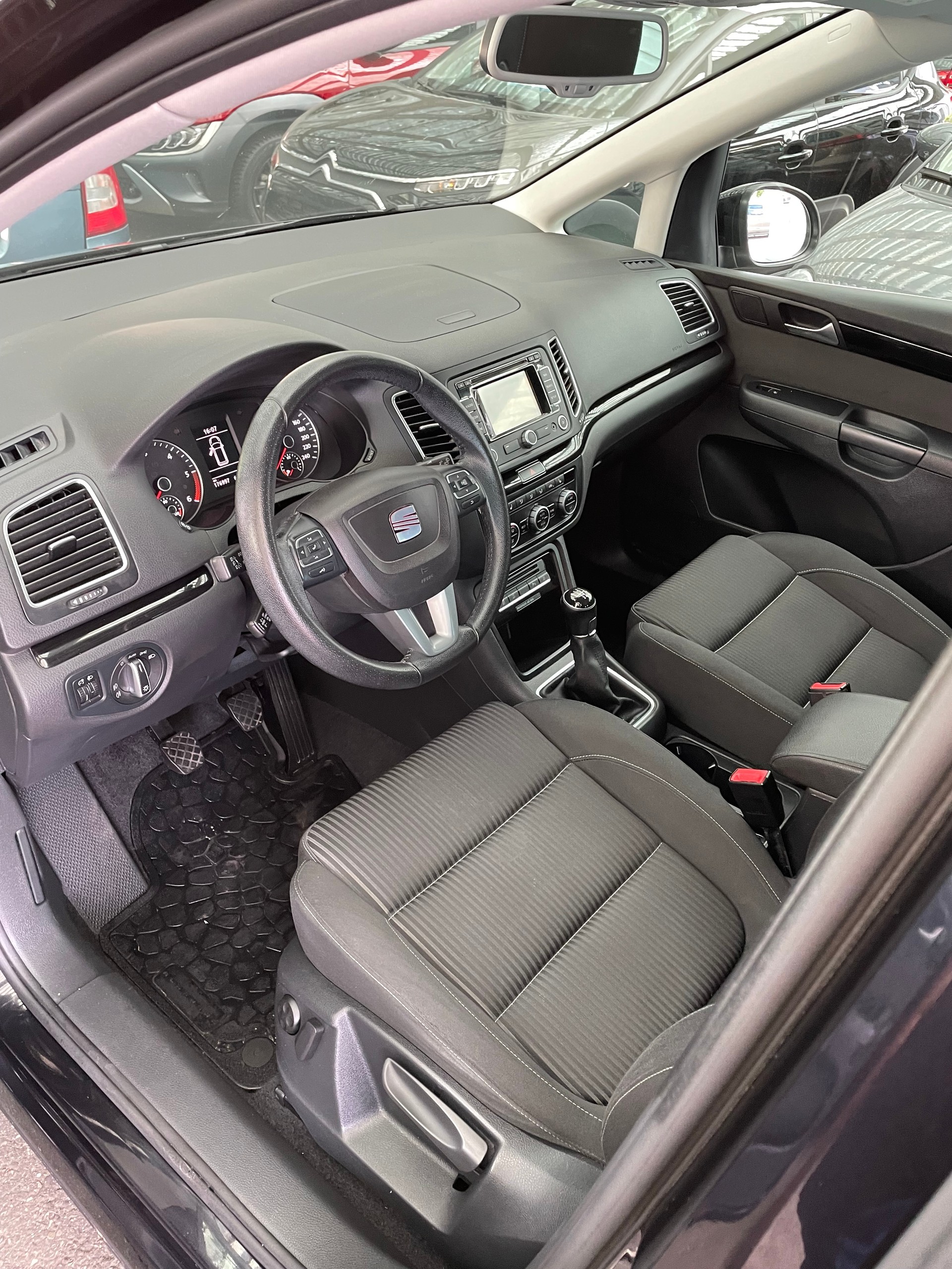 SEAT Alhambra 2.0 TDI Style 4x4-image-6