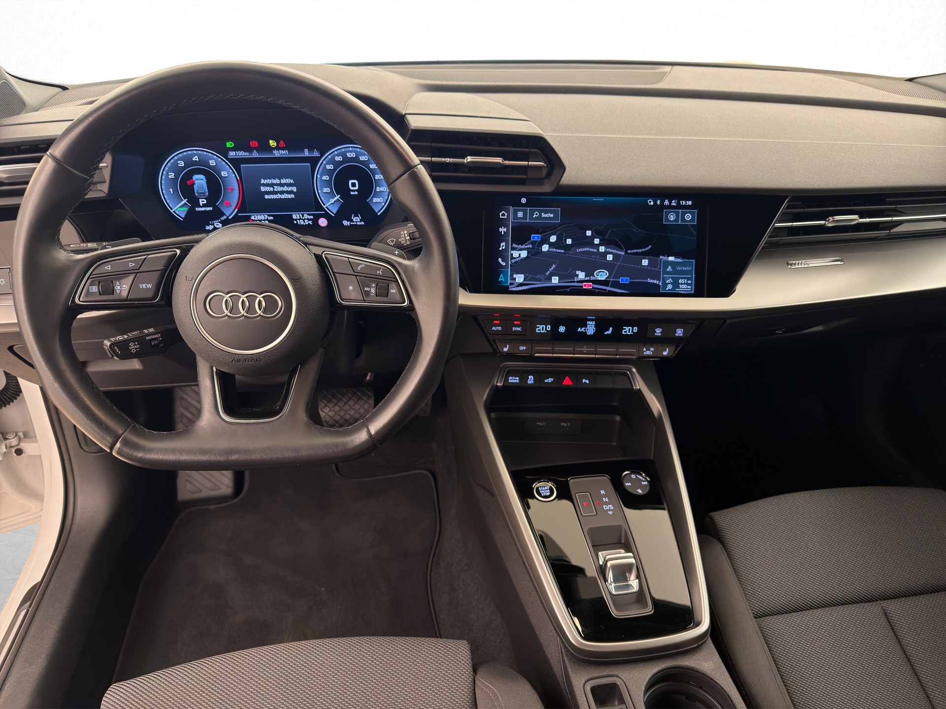 AUDI A3 Sportback 1.4 40 TFSI e Advanced-image-8