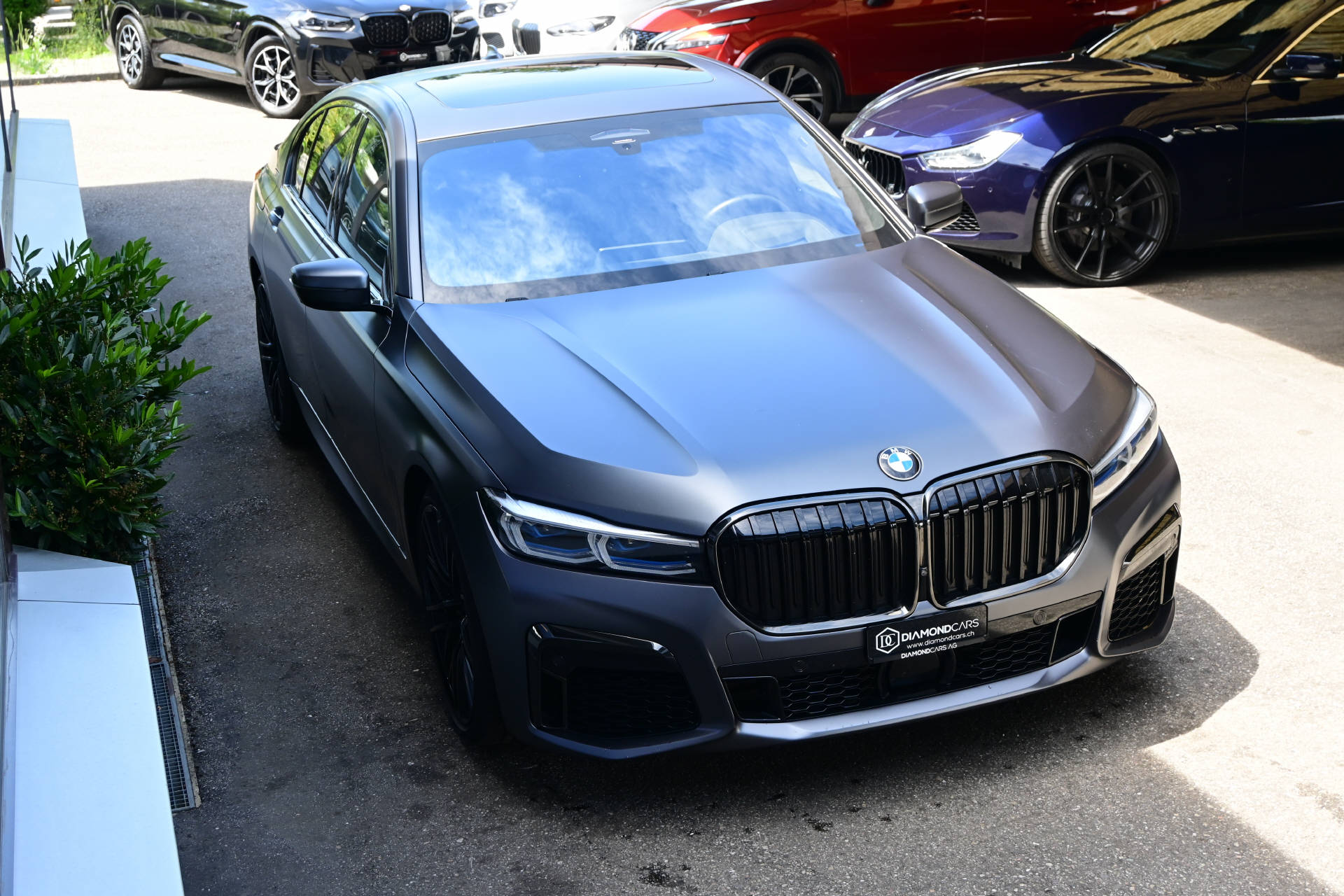 BMW 740d xDrive *M-Sport*Frozen Dark Grey Lackierung*Individual*-image-2