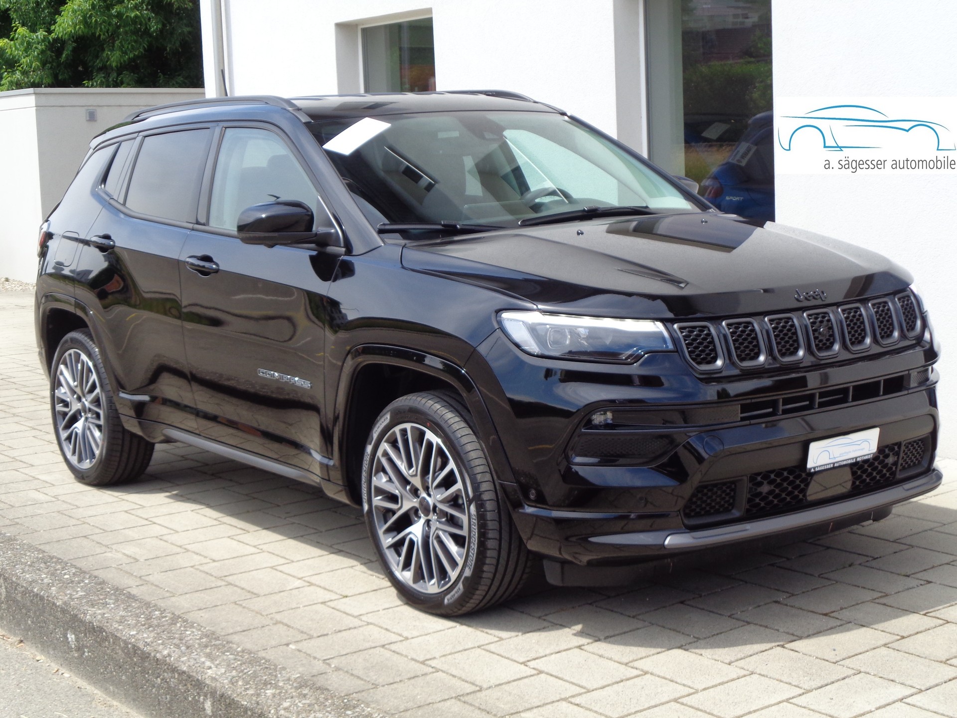 JEEP Compass 4x2 1.5 T MHEV Summit