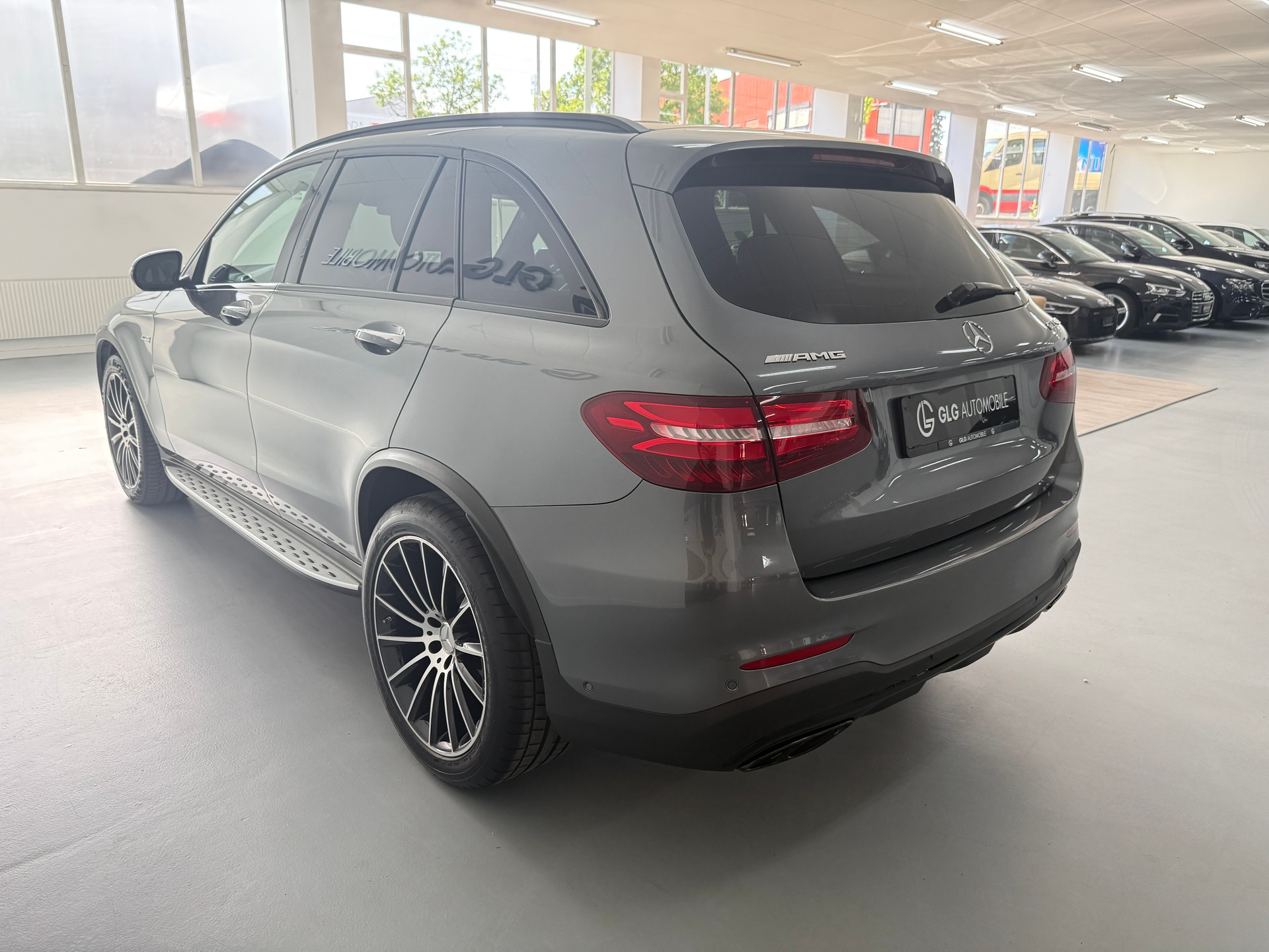 MERCEDES-BENZ GLC 43 AMG 4Matic 9G-Tronic-image-5