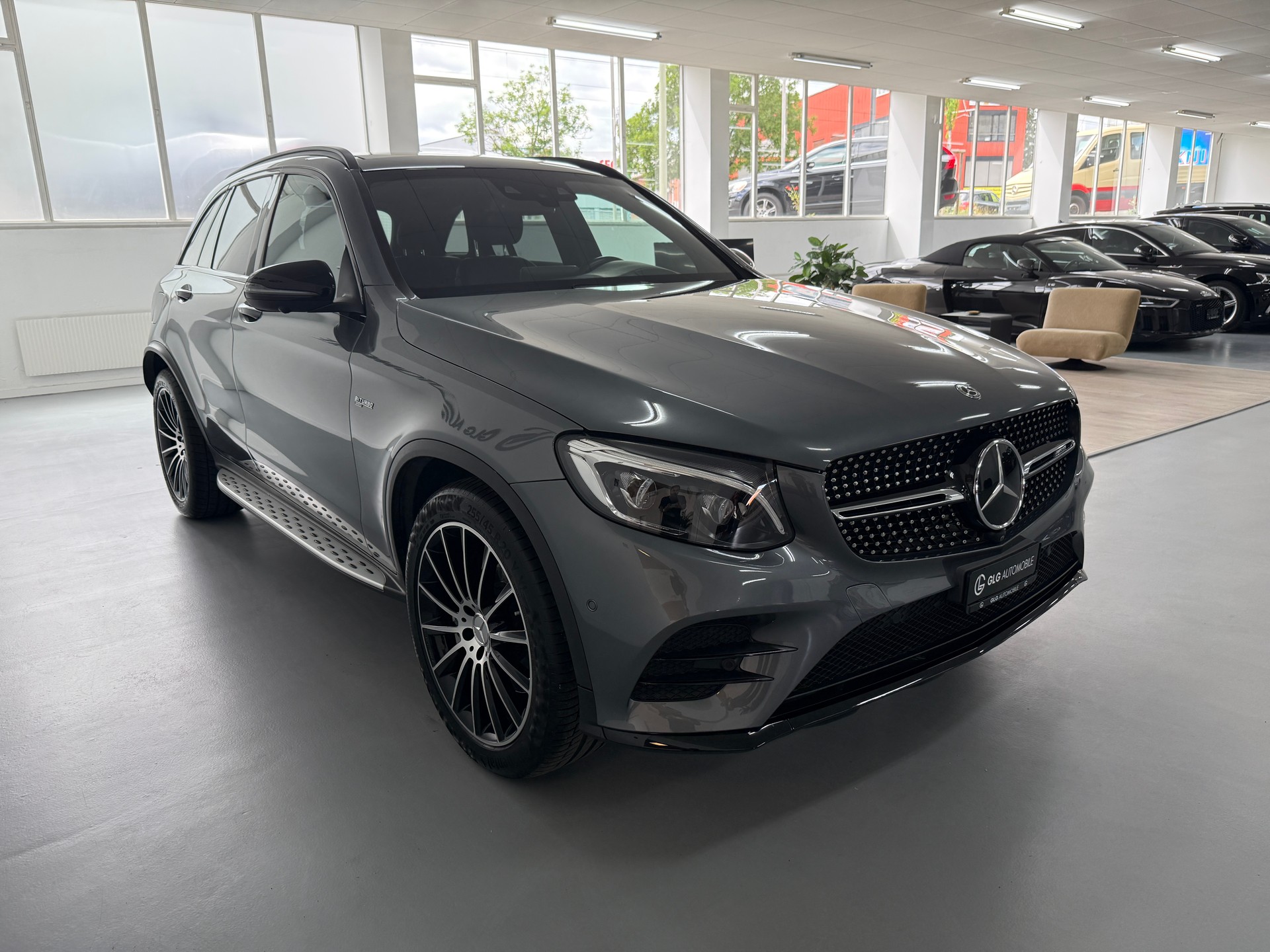 MERCEDES-BENZ GLC 43 AMG 4Matic 9G-Tronic-showroom-element-2