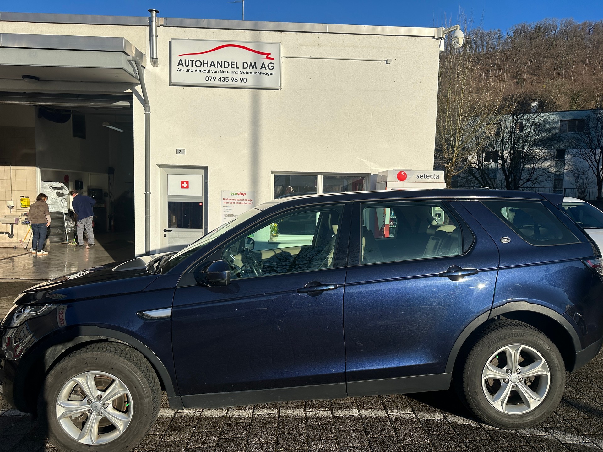 LAND ROVER Discovery Sport 2.0 TD4 HSE AT9-image-2