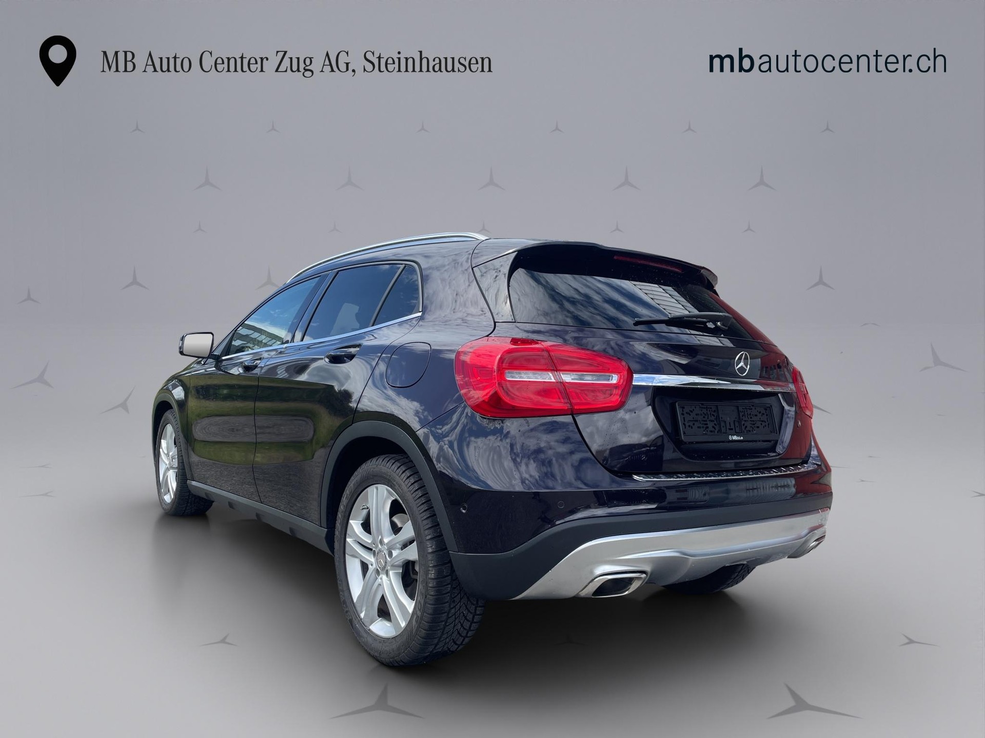 MERCEDES-BENZ GLA 200 d Urban 4M-image-3