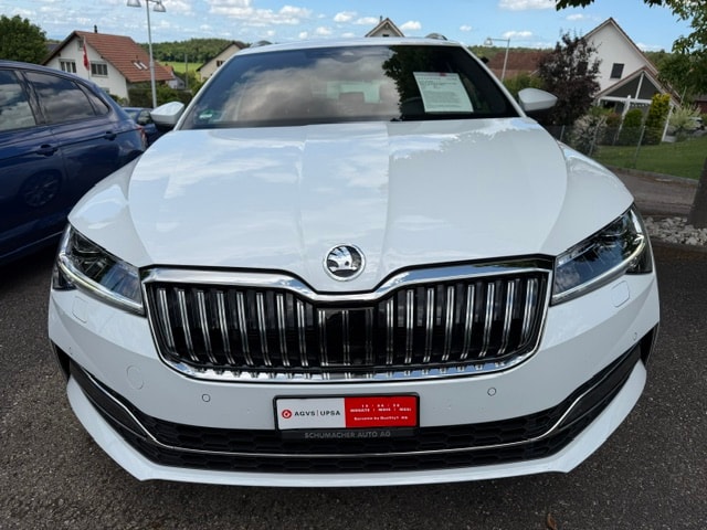 SKODA Superb Combi 2.0 TSI L&K 4x4 DSG-image-1