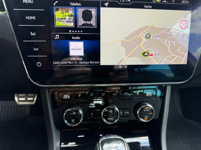 SKODA Superb Combi 2.0 TSI L&K 4x4 DSG-image-12