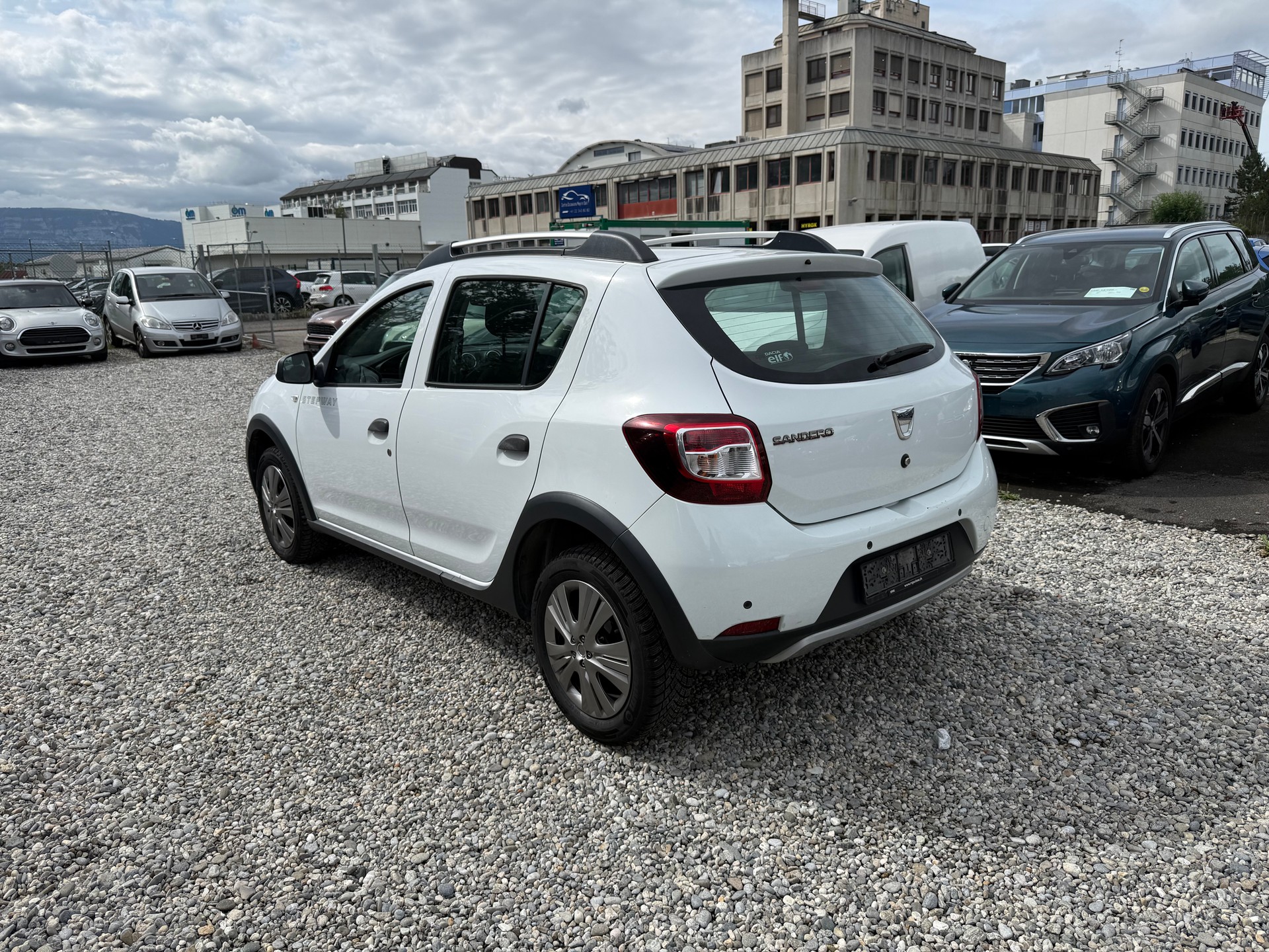 DACIA Sandero Tce 90 Stepway Lauréate-image-2
