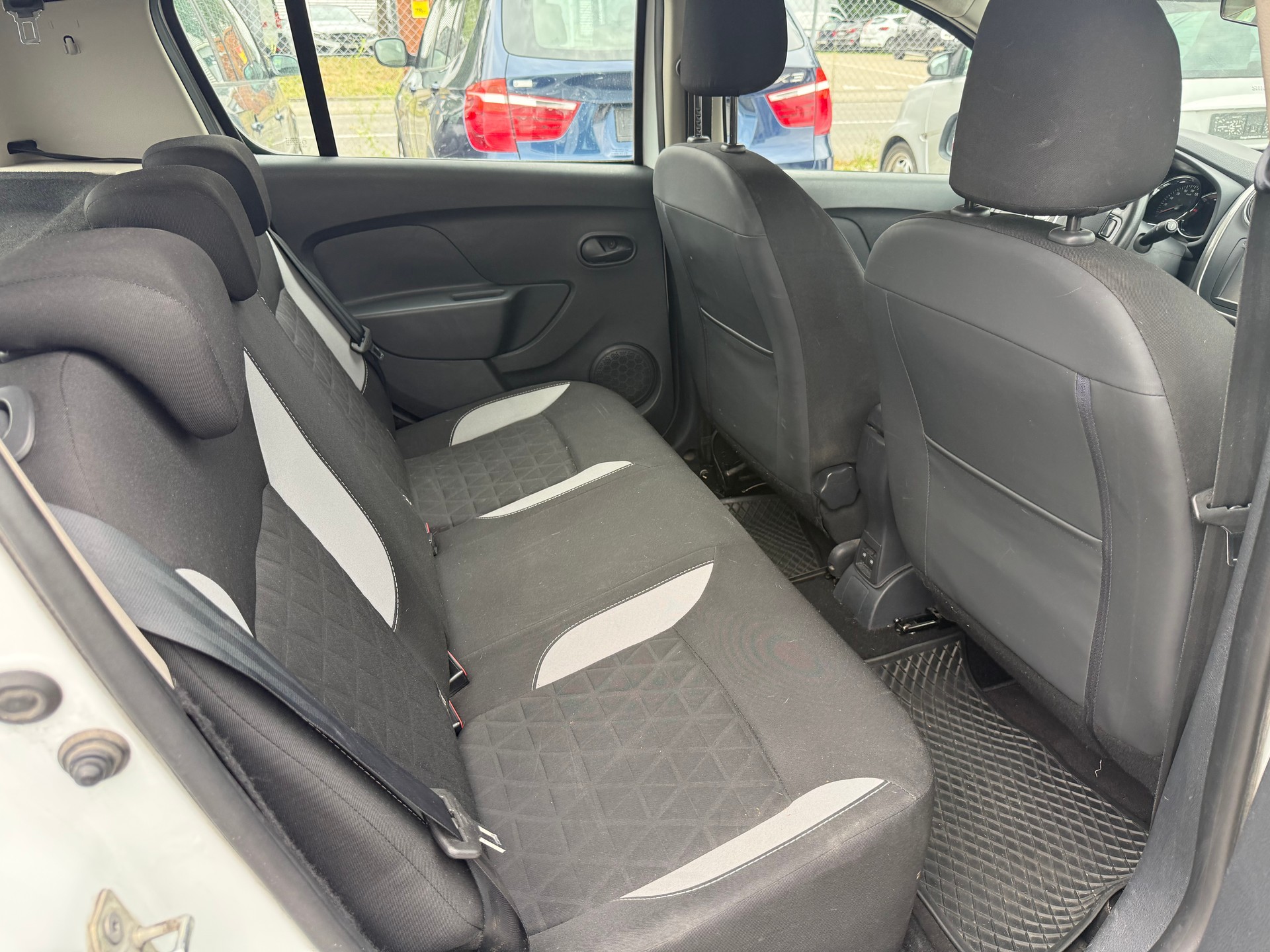 DACIA Sandero Tce 90 Stepway Lauréate-image-7