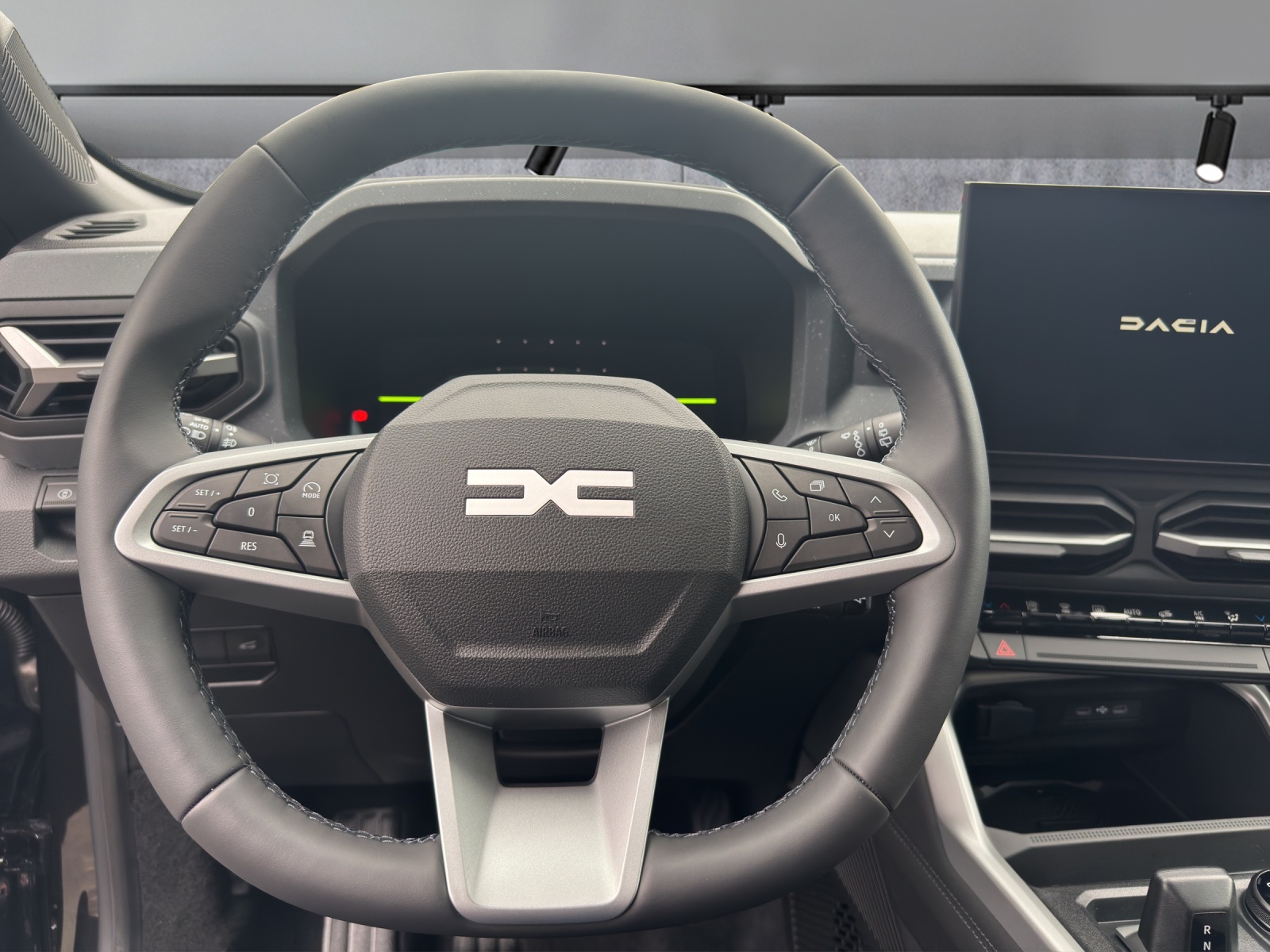 DACIA Bigster TCe 150 48V Journey 4x4-image-6