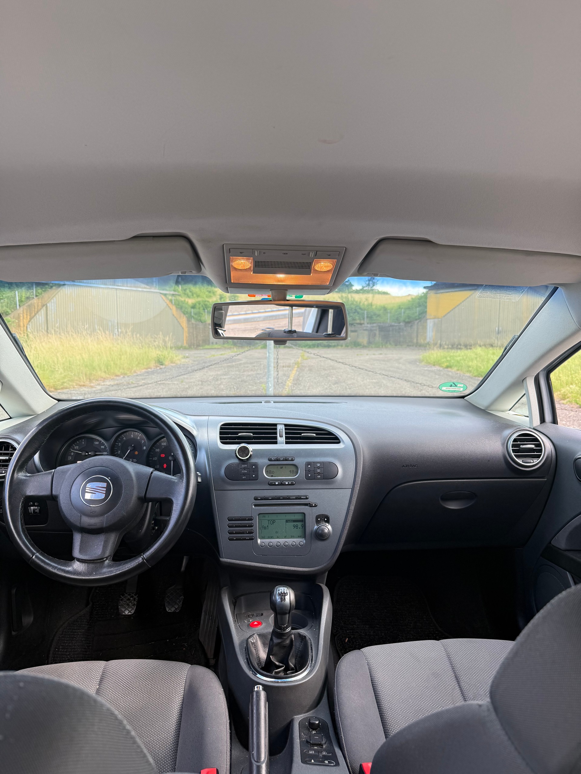 SEAT Leon 1.6 Reference-image-7