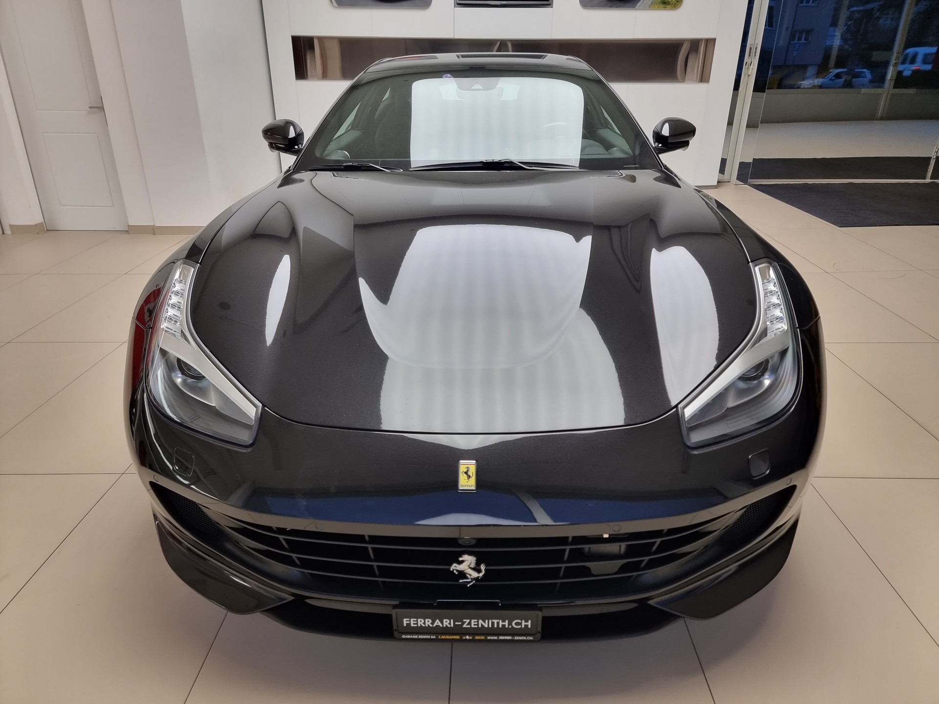 FERRARI GTC 4 Lusso - ADAS-image-1