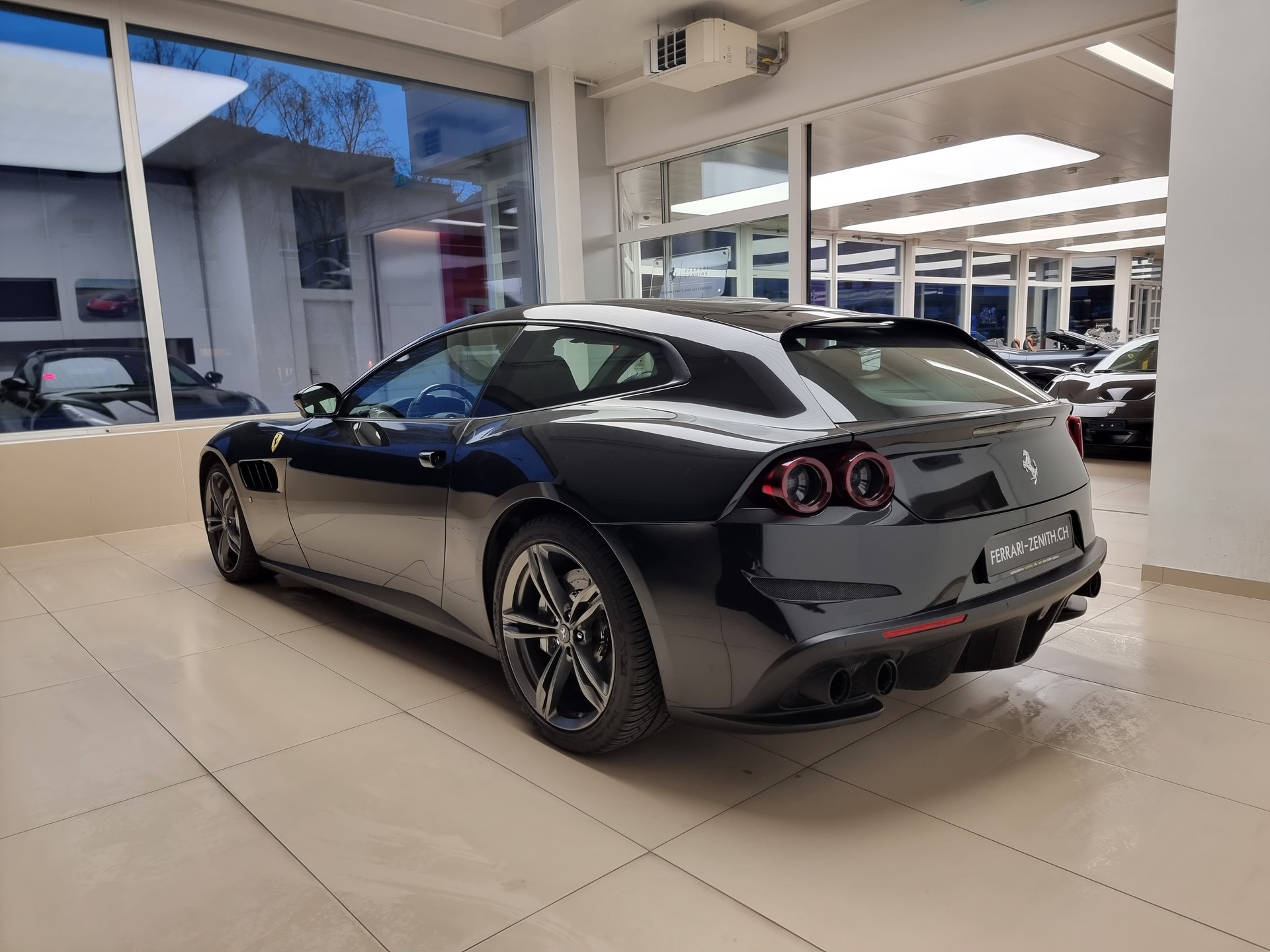 FERRARI GTC 4 Lusso - ADAS-image-6