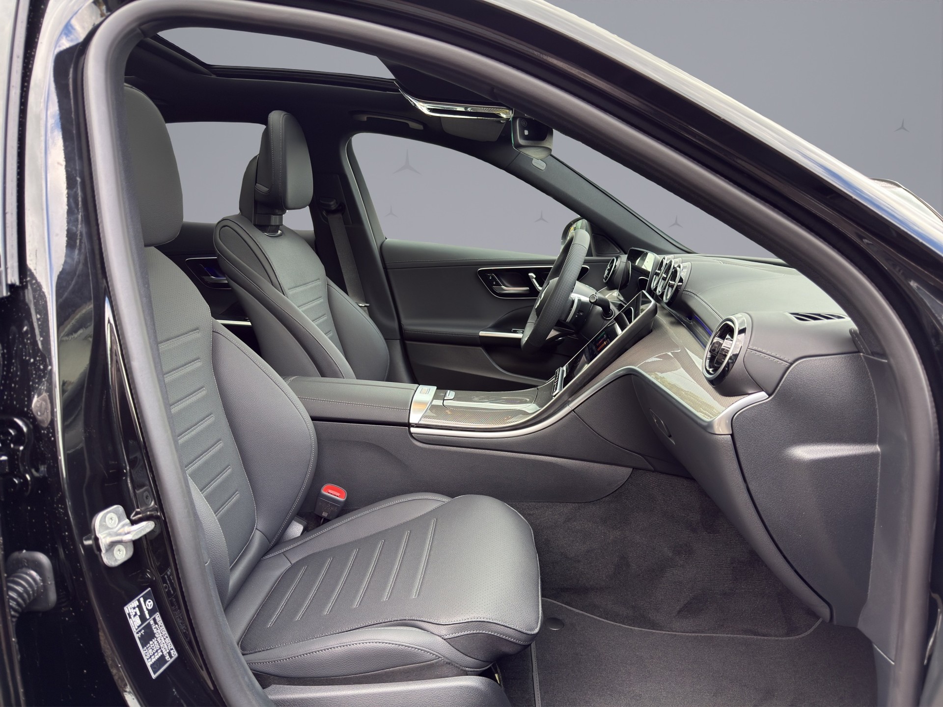 MERCEDES-BENZ C 220 d Swiss Star AMG Line 4matic-image-15