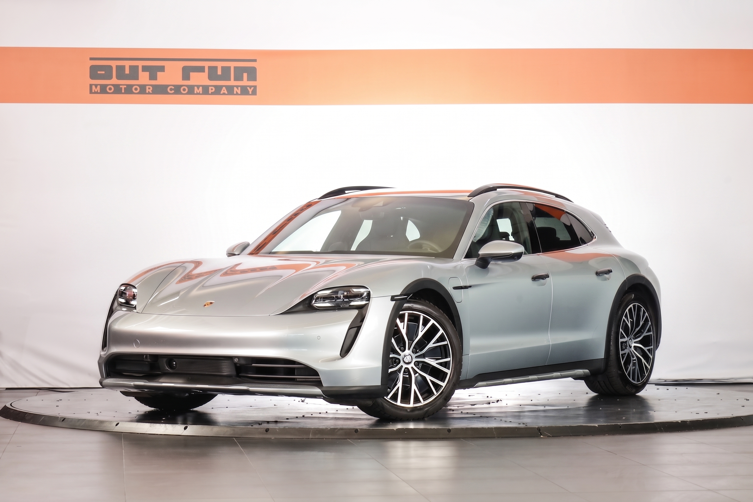 Porsche Taycan 4S Cross Turismo