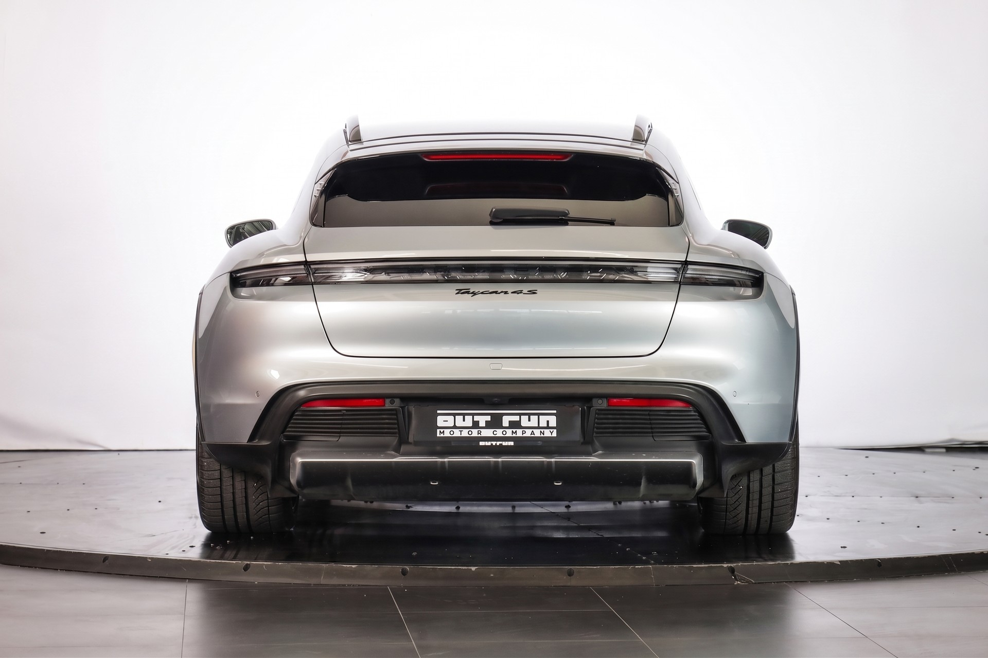 PORSCHE Taycan 4S Cross Turismo-image-2