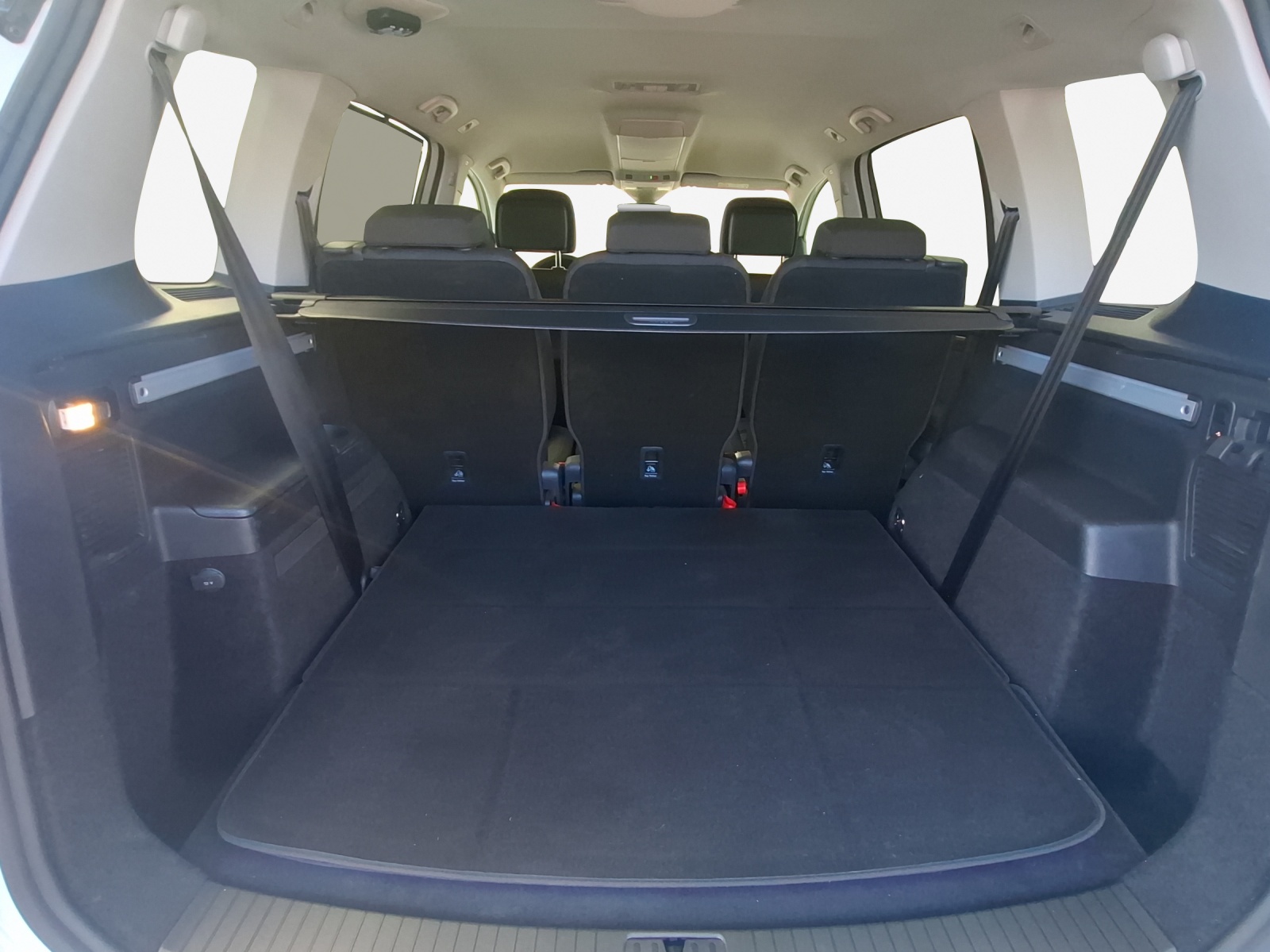 VW Touran 1.5 TSI EVO Highline DSG-image-12