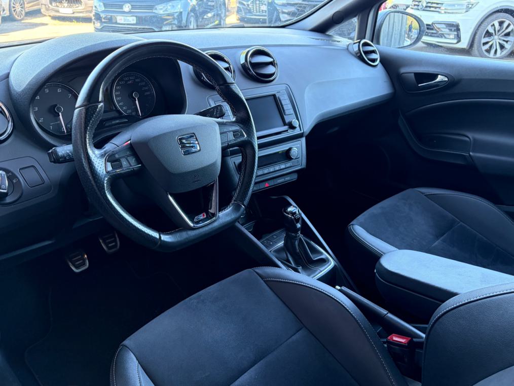 SEAT Ibiza SC 1.8 TSI Cupra-showroom-element-3