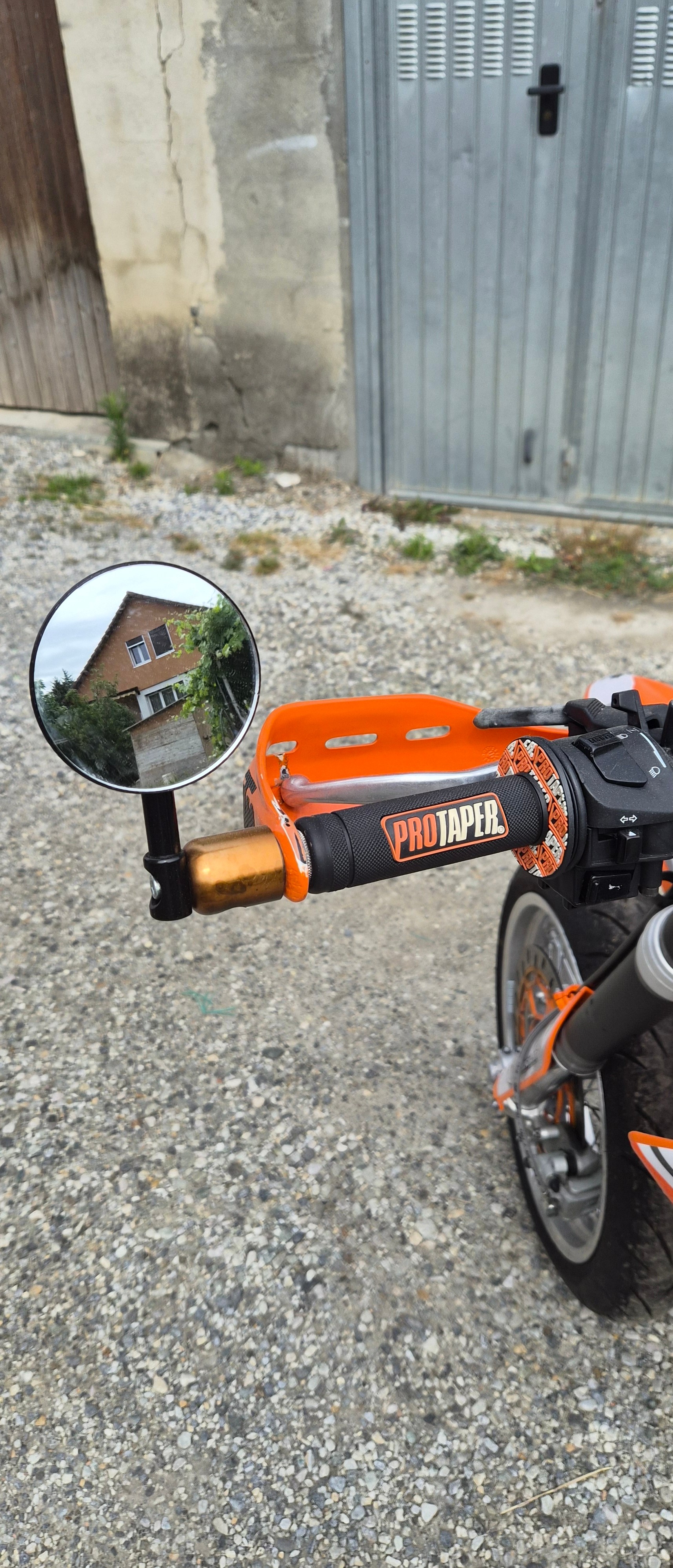 KTM Lc4-image-5