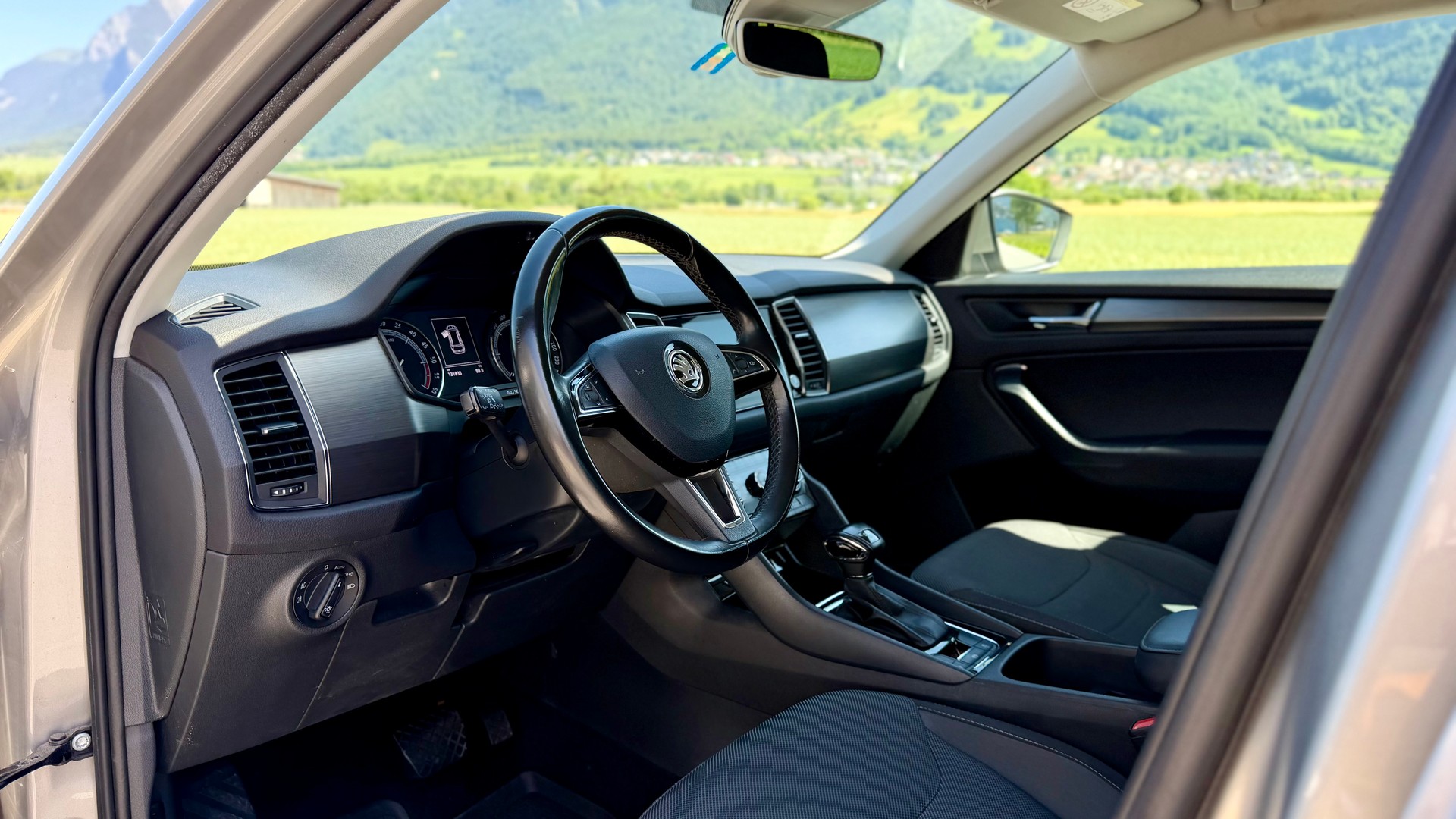 SKODA Kodiaq 2.0 TDI CR Ambition 4x4 DSG-image-10
