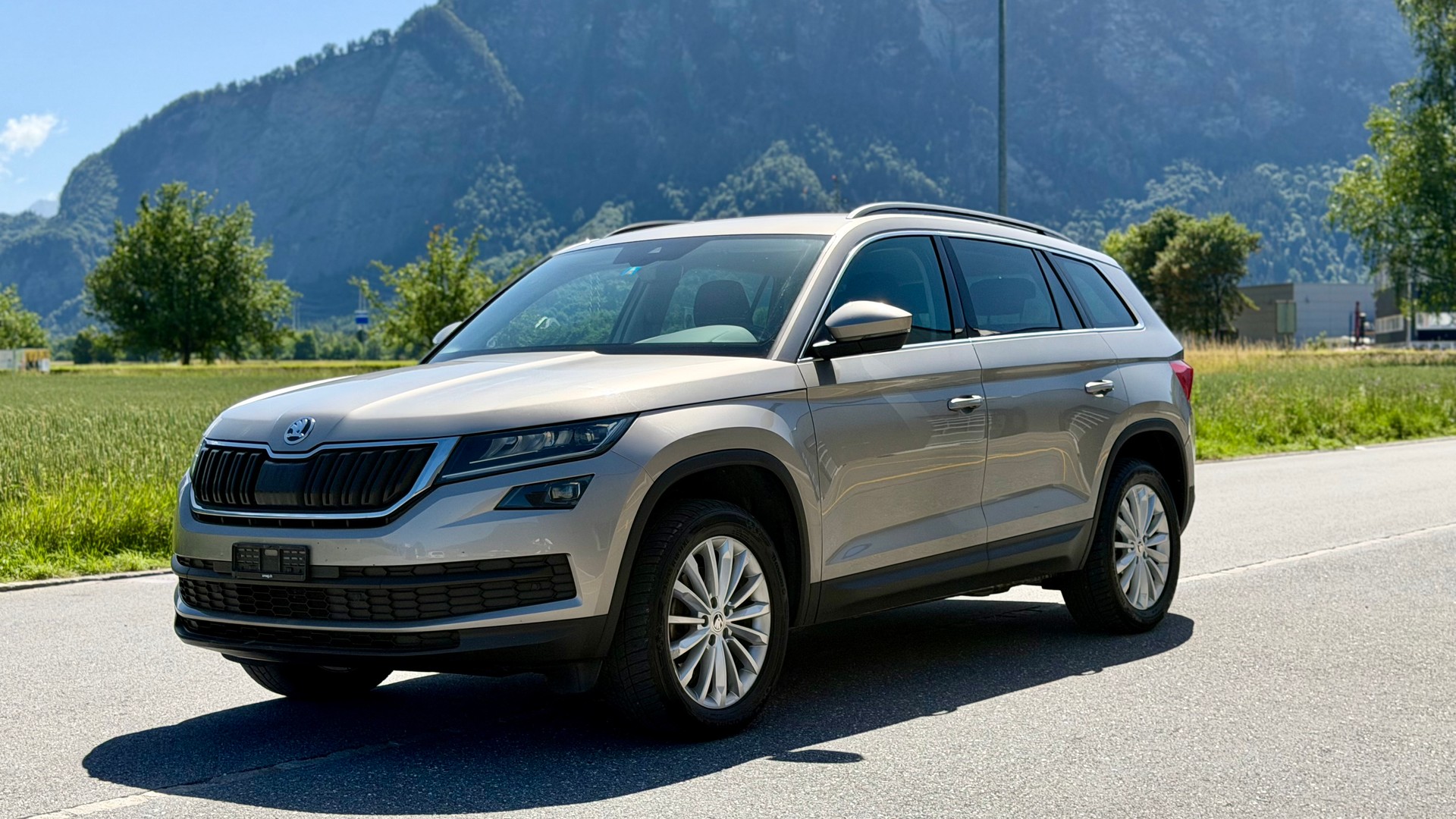 SKODA Kodiaq 2.0 TDI CR Ambition 4x4 DSG-image-0