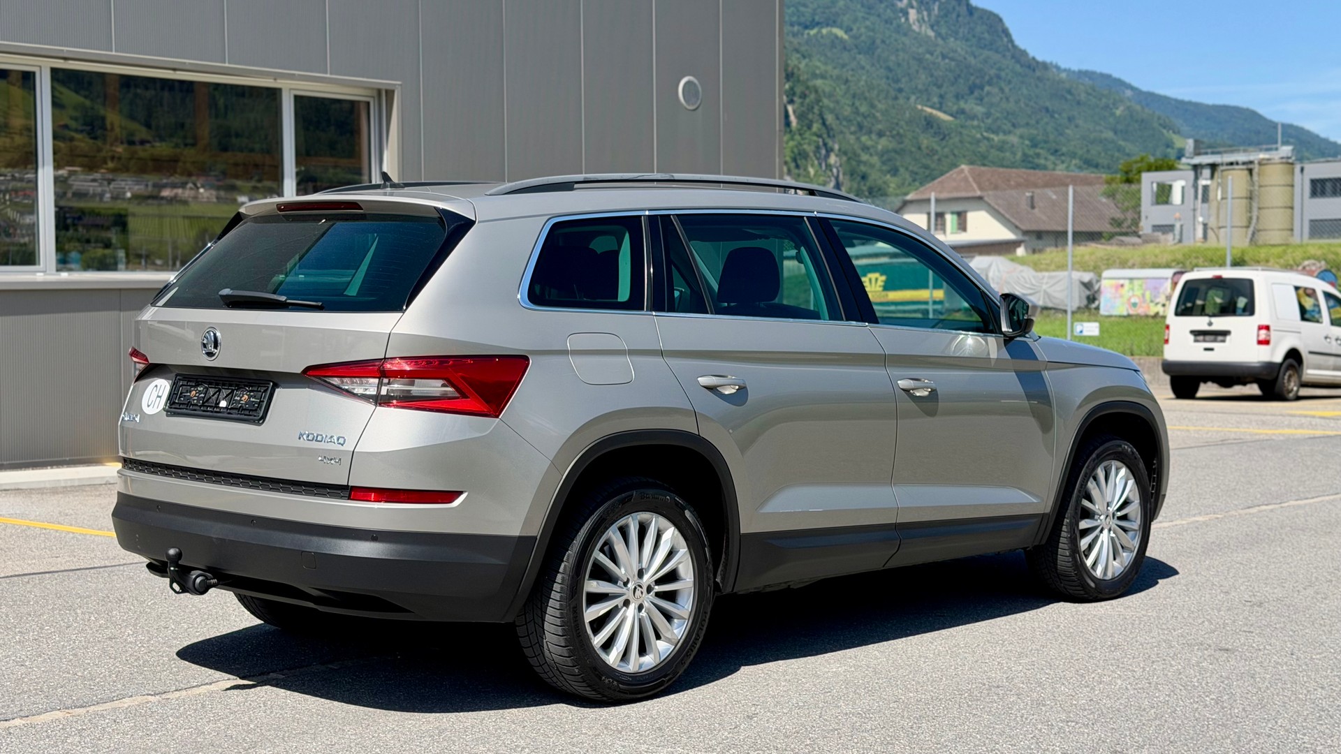 SKODA Kodiaq 2.0 TDI CR Ambition 4x4 DSG-image-4
