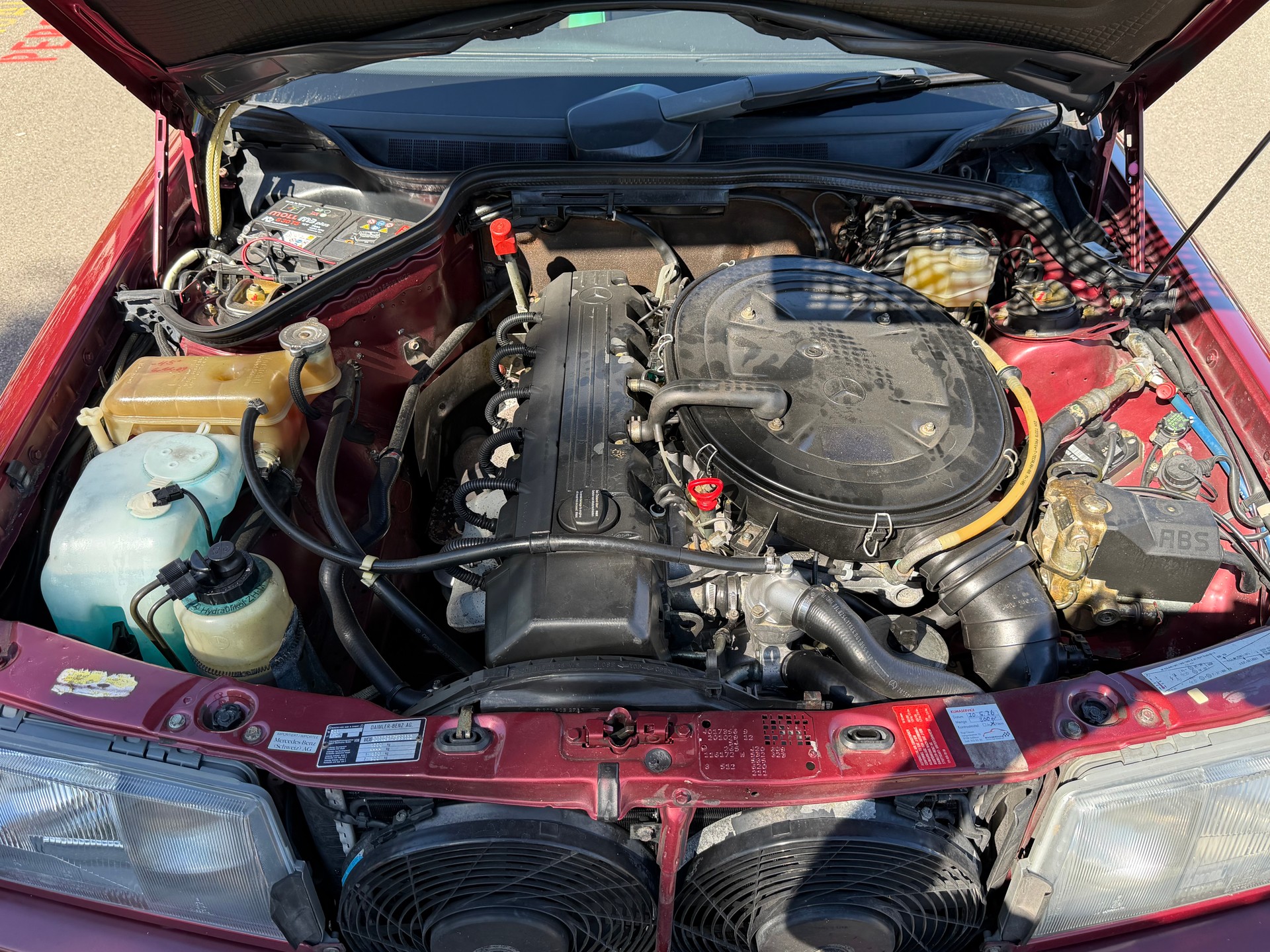MERCEDES-BENZ 2.6-image-1