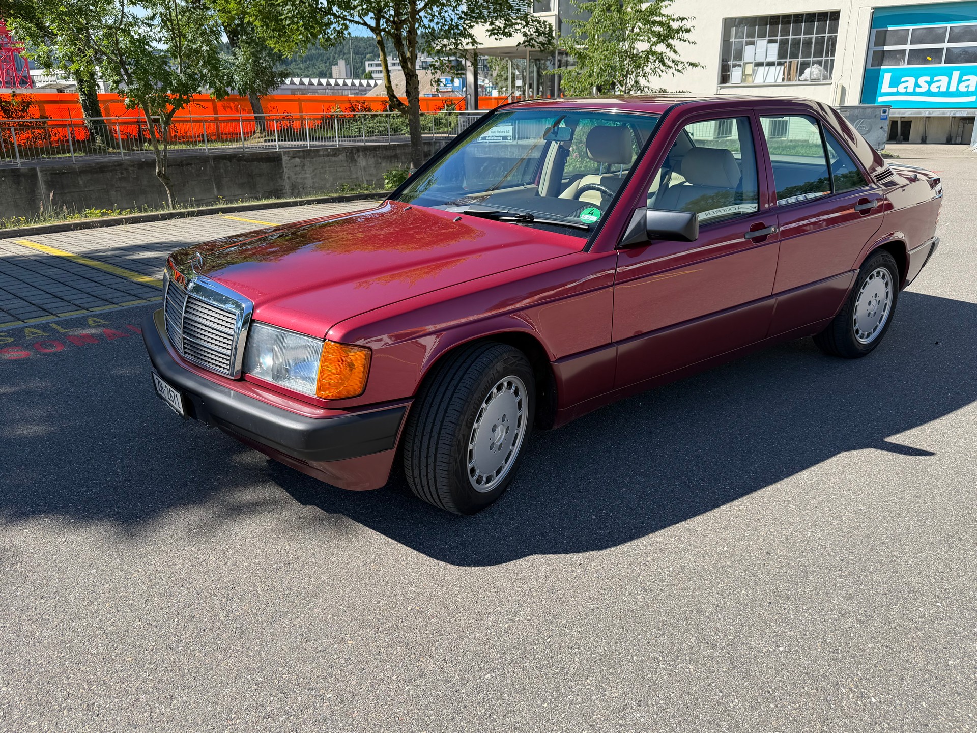 MERCEDES-BENZ 2.6-image-2