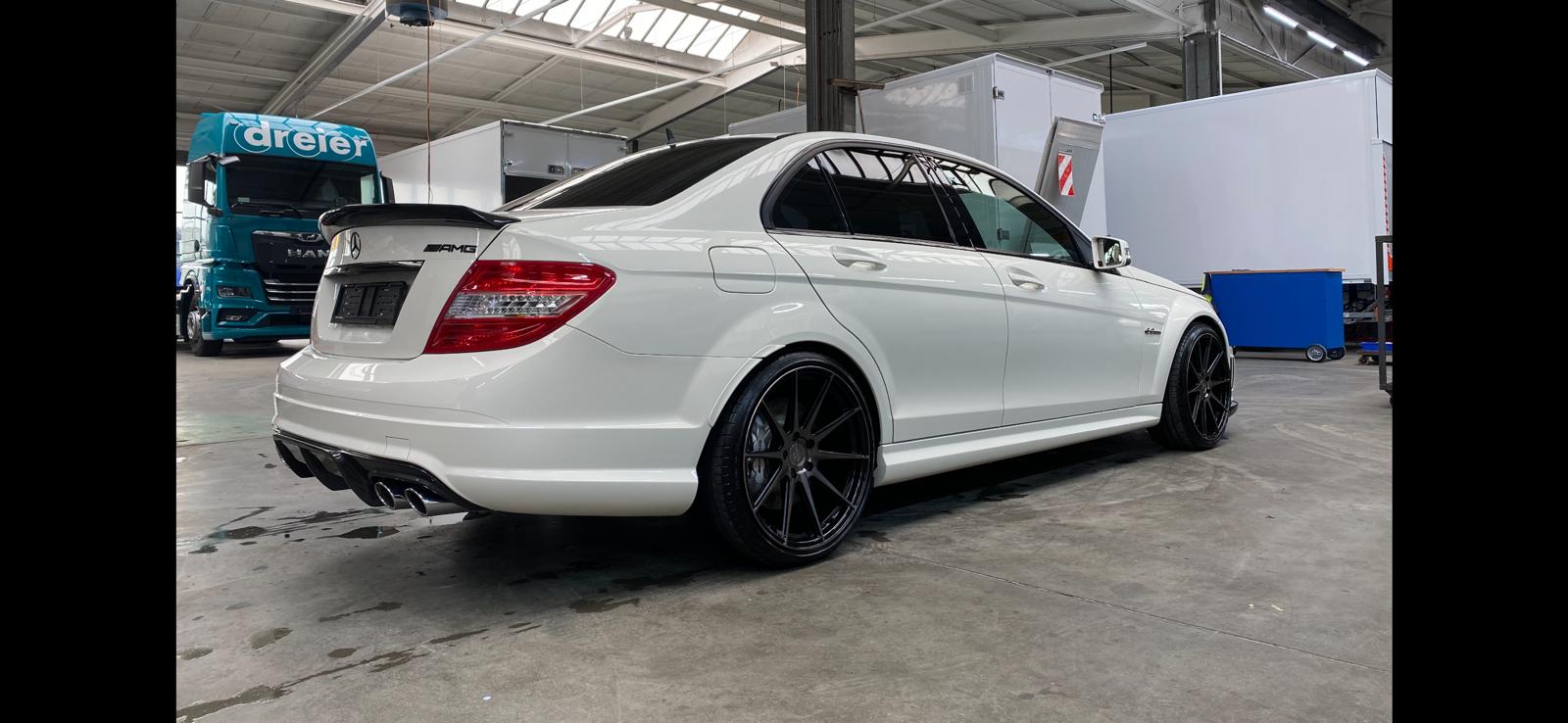 MERCEDES-BENZ AMG-Avantgarde-image-3