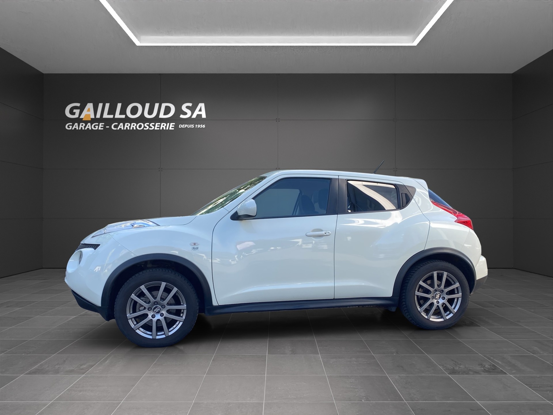 NISSAN Juke 1.6 DIG-T tekna 4x4 Xtronic M-CVT-image-5