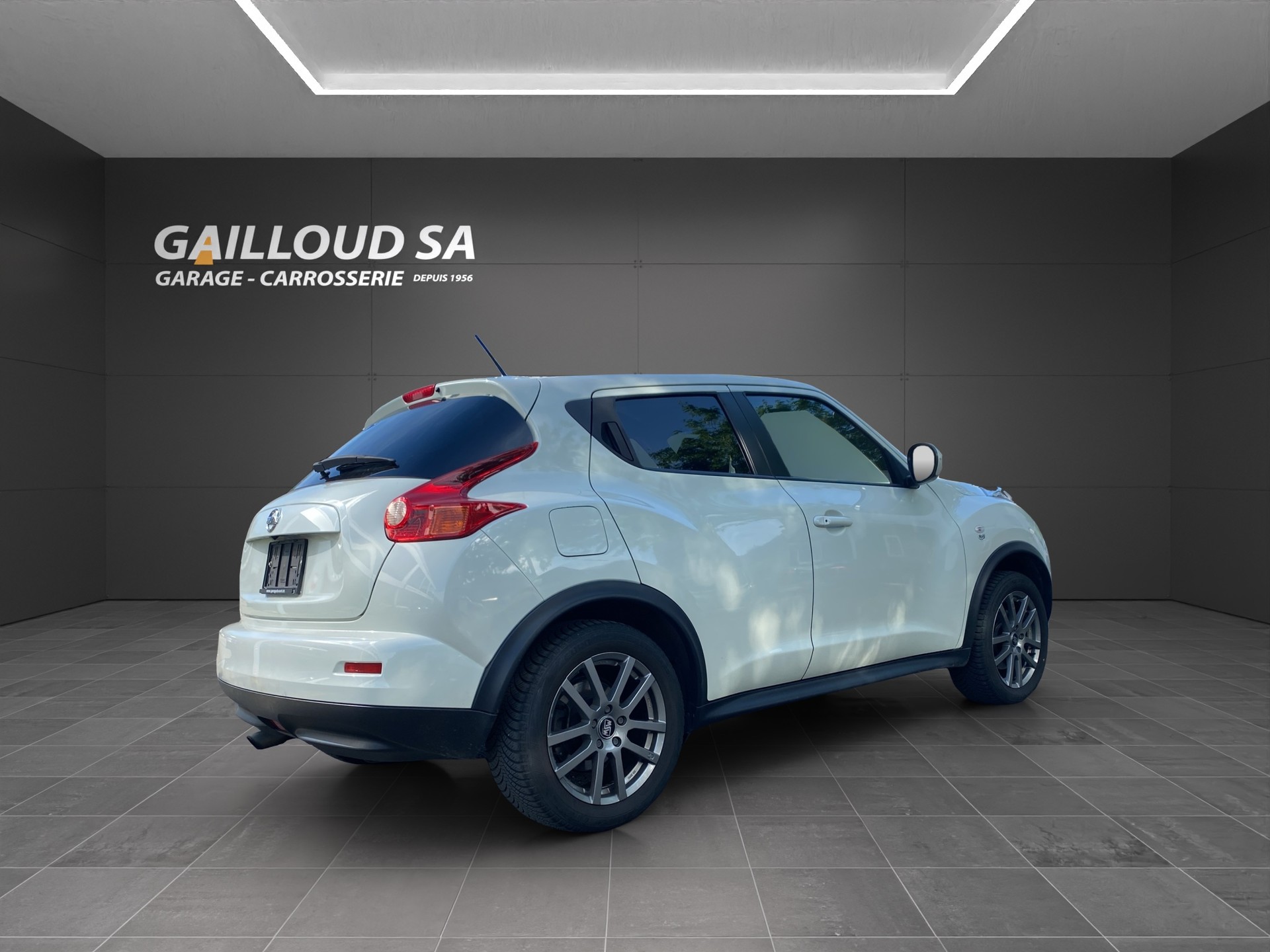 NISSAN Juke 1.6 DIG-T tekna 4x4 Xtronic M-CVT-image-3