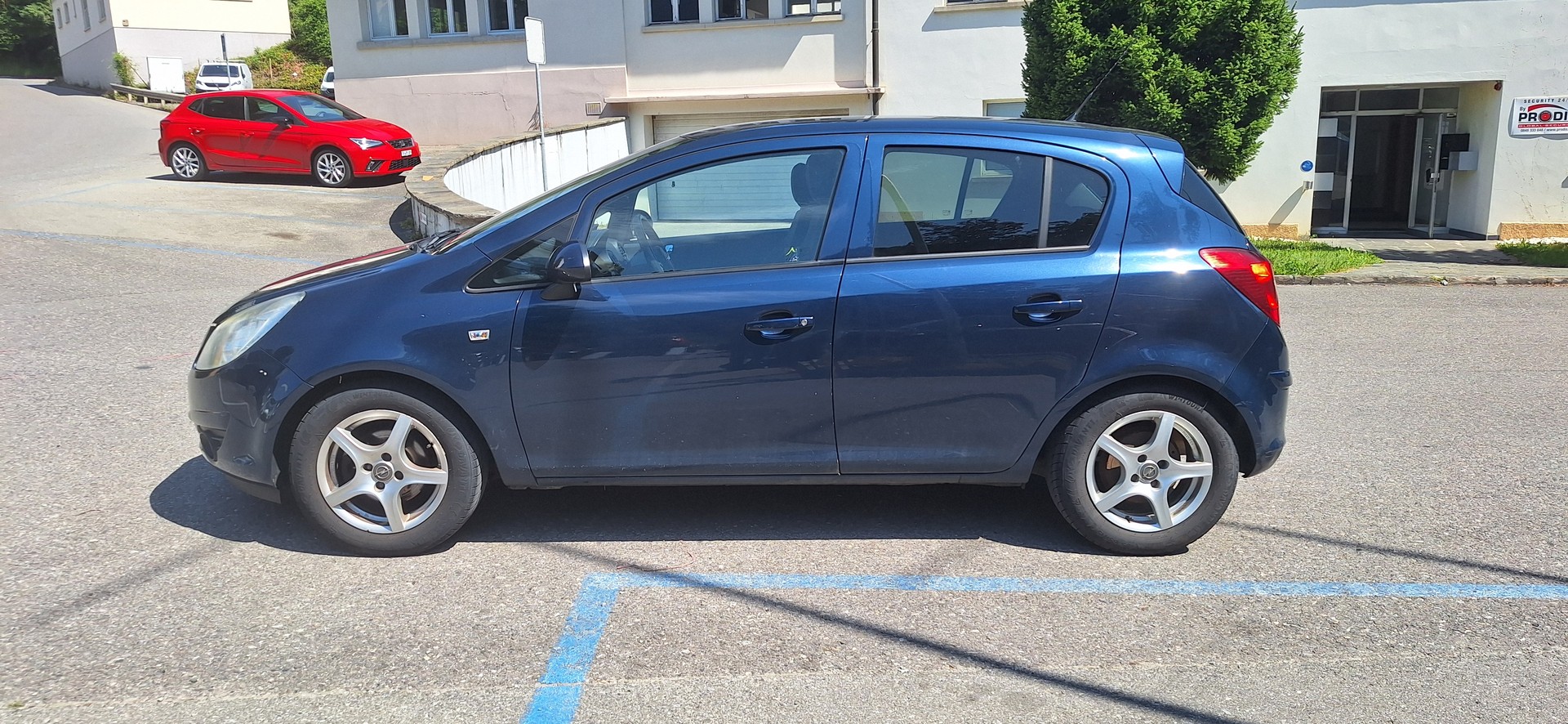 OPEL Corsa 1.4 TP Enjoy Automatic-image-2