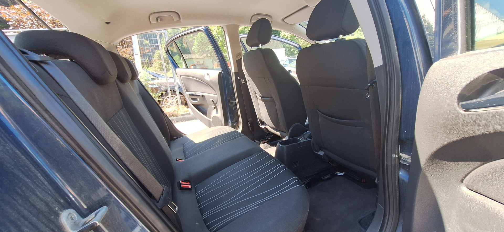OPEL Corsa 1.4 TP Enjoy Automatic-image-12