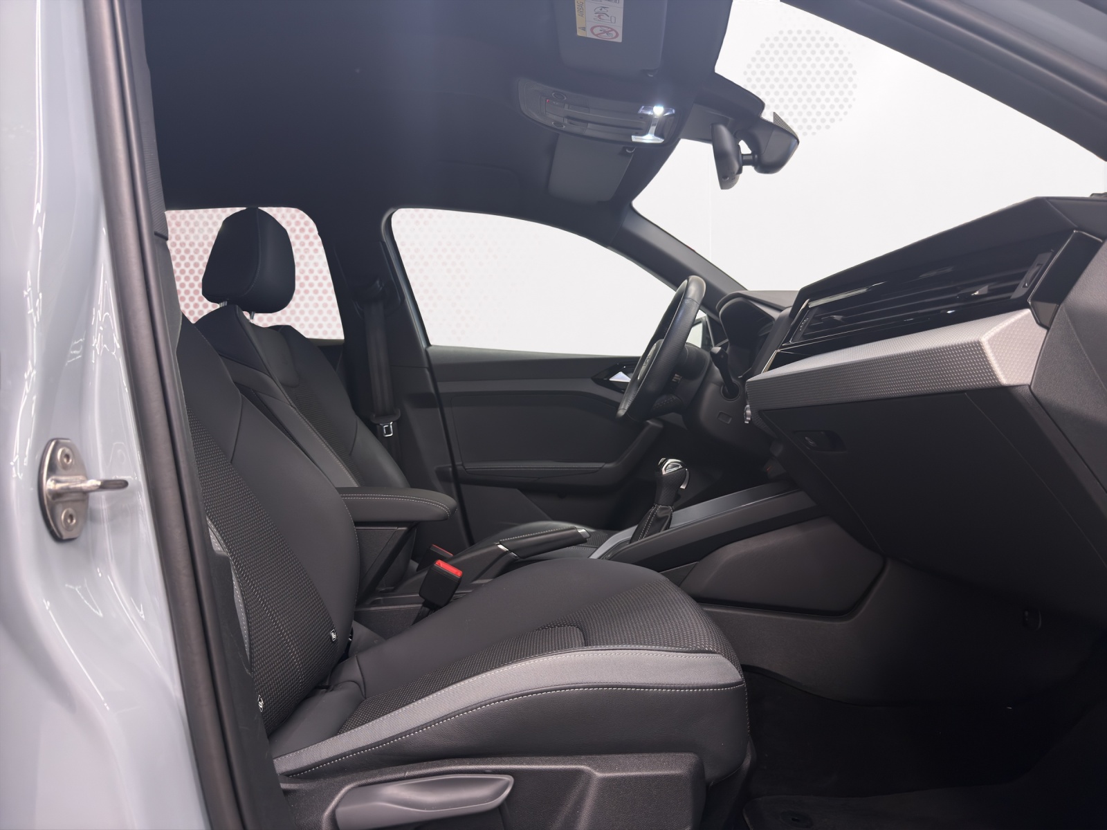 AUDI A1 Sportback 35 TFSI S Line S-tronic-image-10