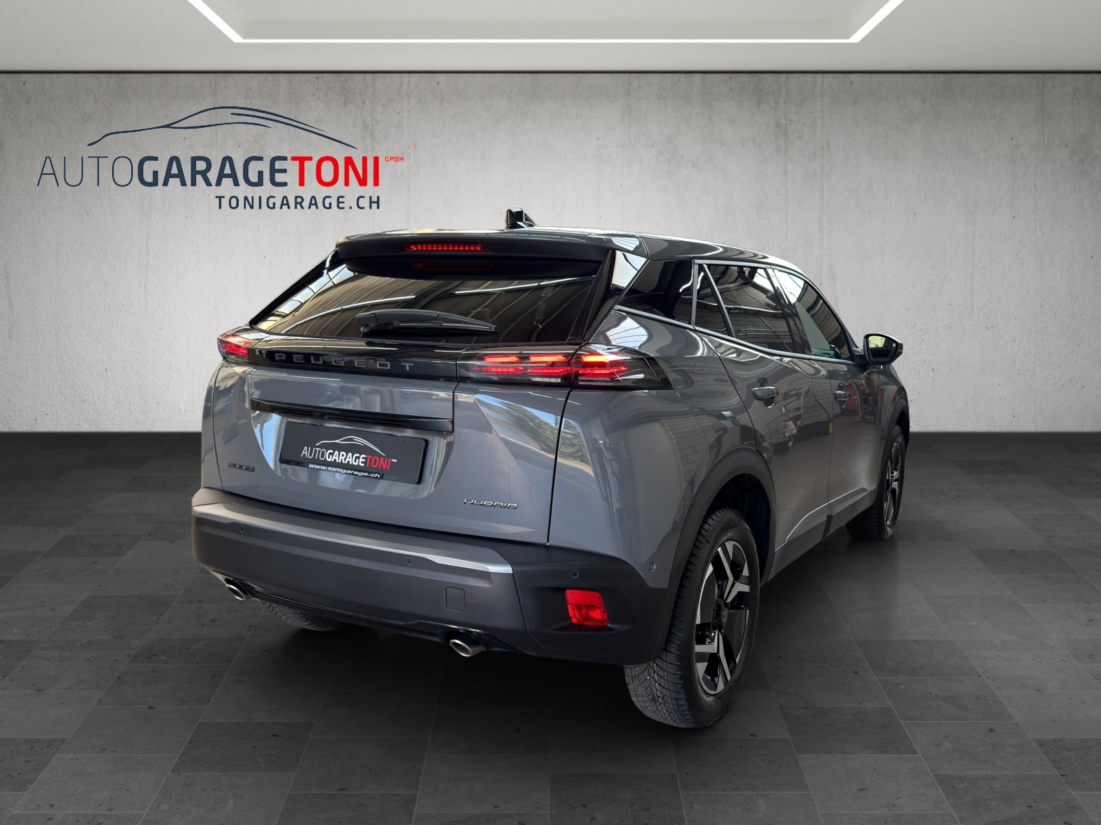 PEUGEOT 2008 1.2 145 MHEV Allure Premium-image-5