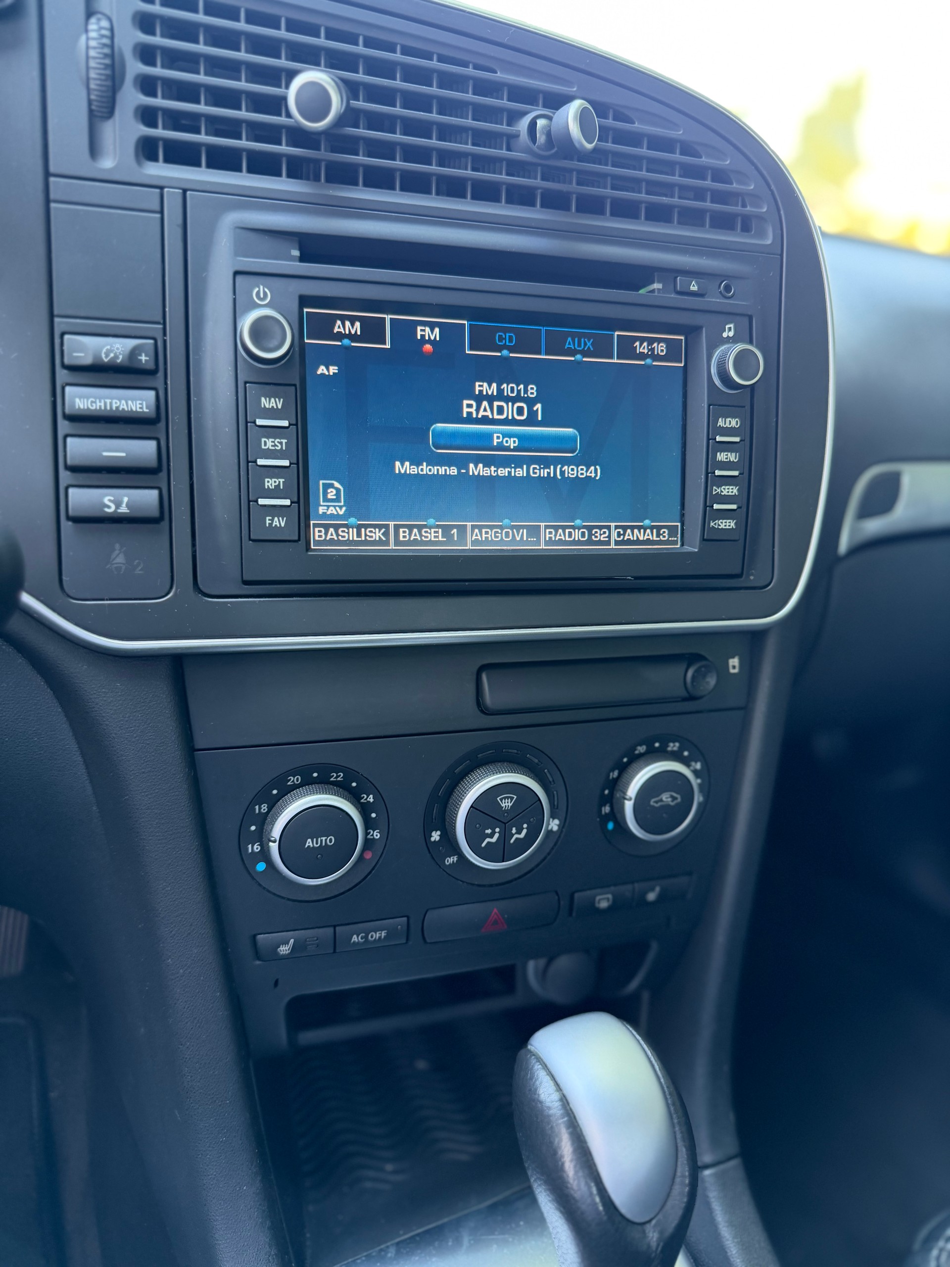 SAAB 9-3 2.8T V6 Aero XWD Automatic / 4x4 / Leder / BOSE / Xenon / NAVI / Tempomat / Klima / Sitzmemory-image-13