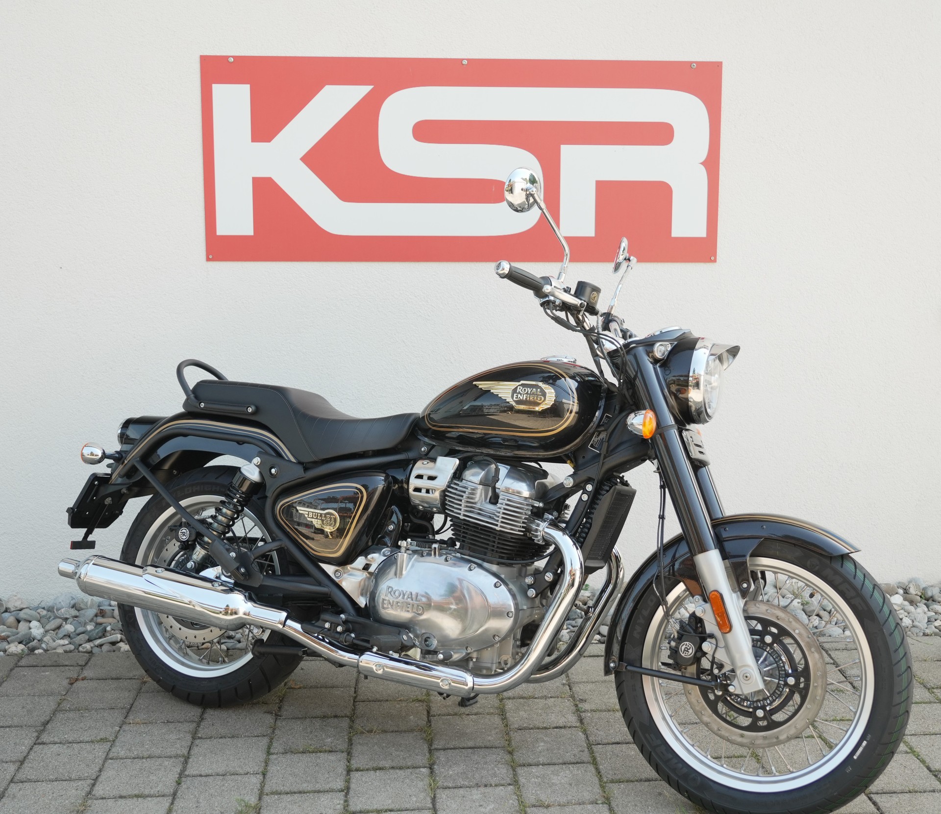 ROYAL ENFIELD Stardust Black-showroom-element-1